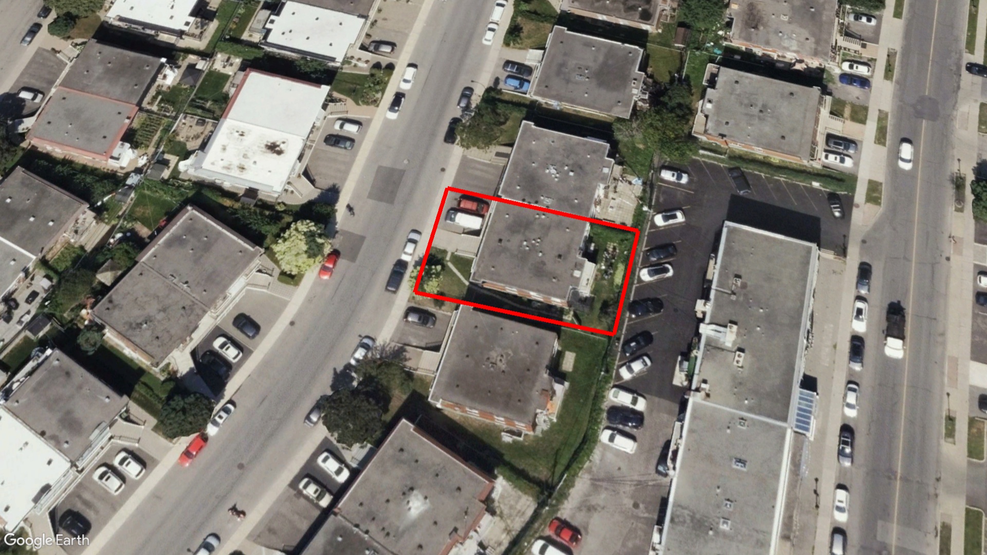 Tax Sale Montreal, Quebec - 020910-34