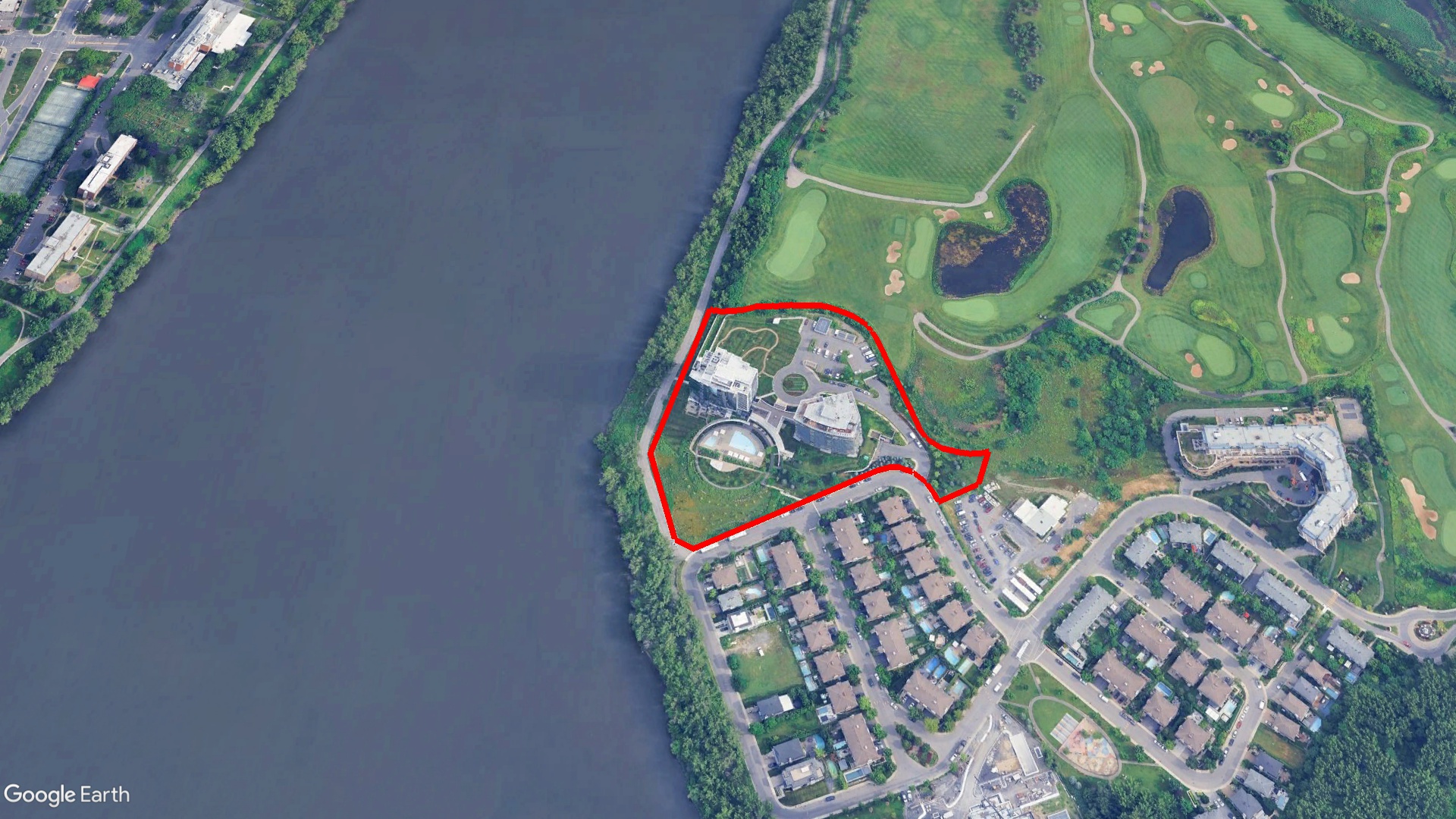 Tax Sale Montreal, Quebec - 052885-80