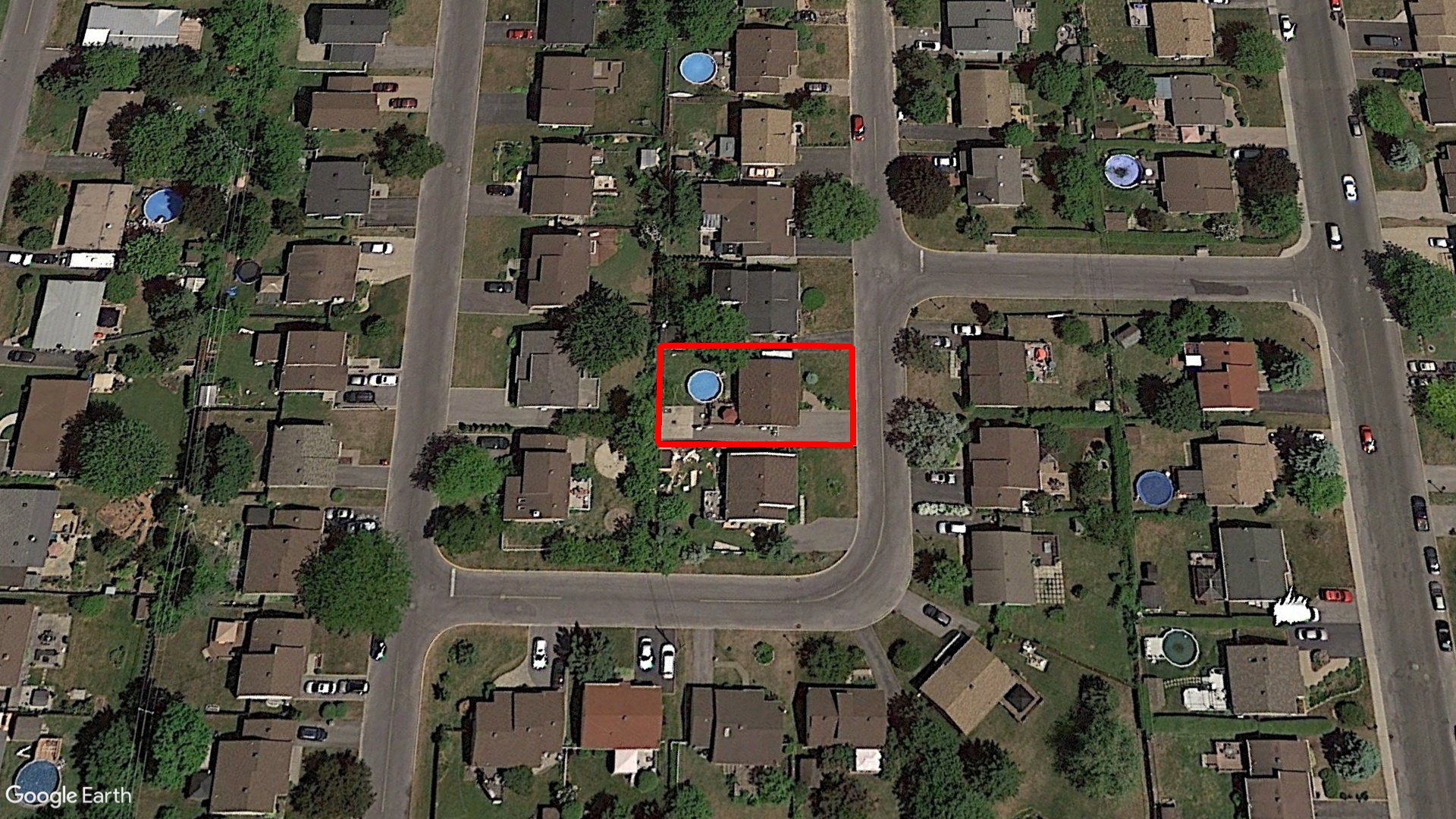 Tax Sale Montreal, Quebec - 040295-37