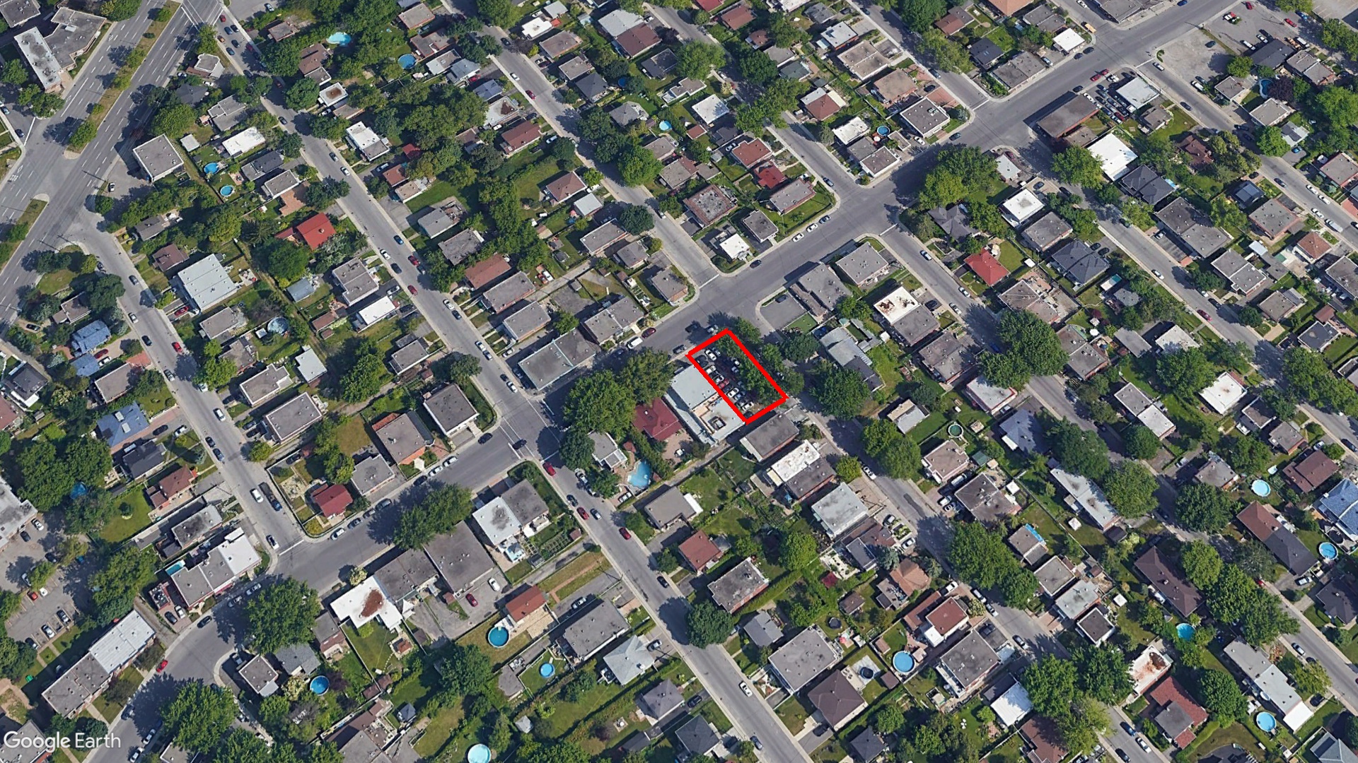 Tax Sale Montreal, Quebec - 020816-56