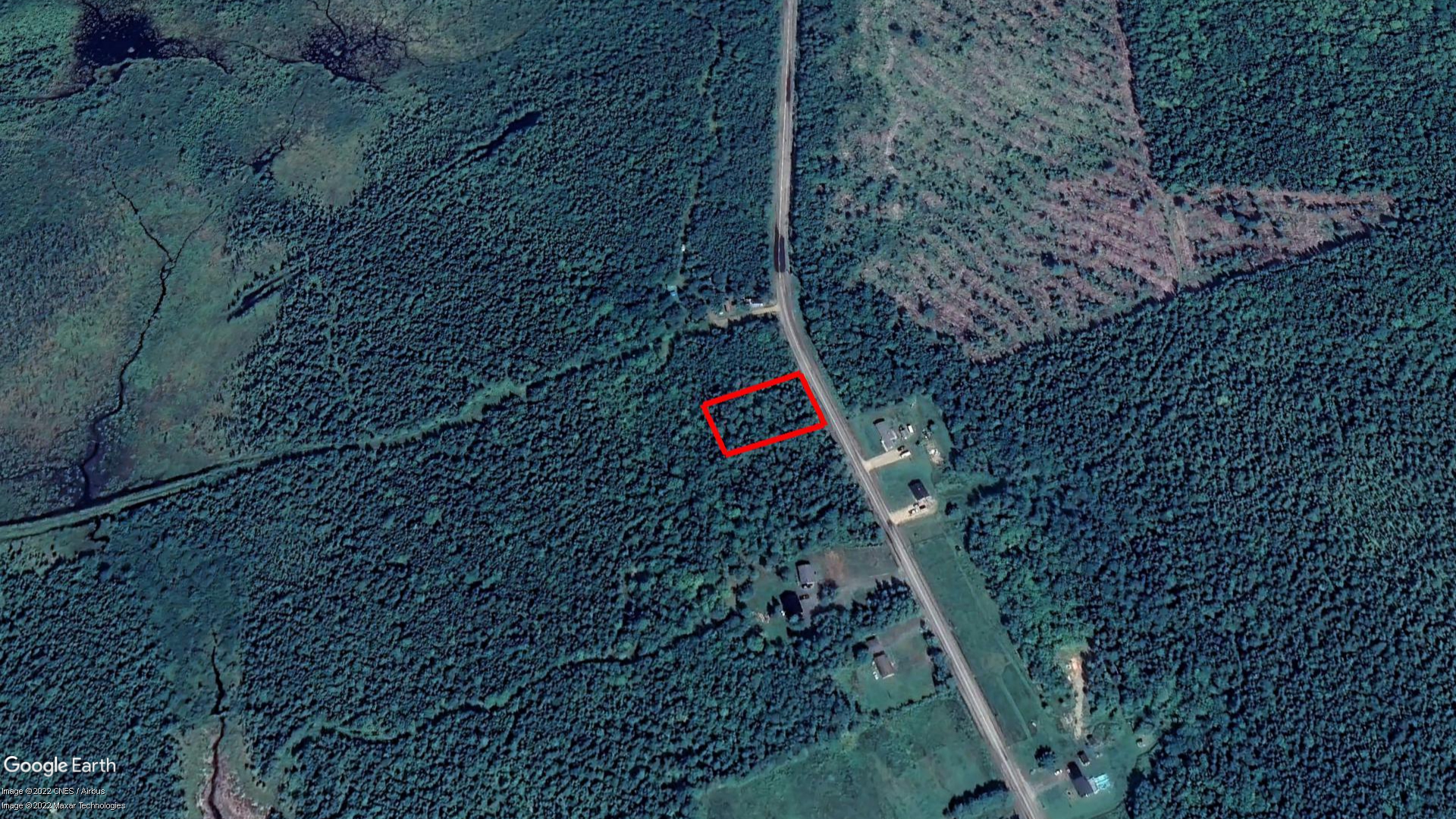 Tax Sale Bathurst, New Brunswick - 05096242