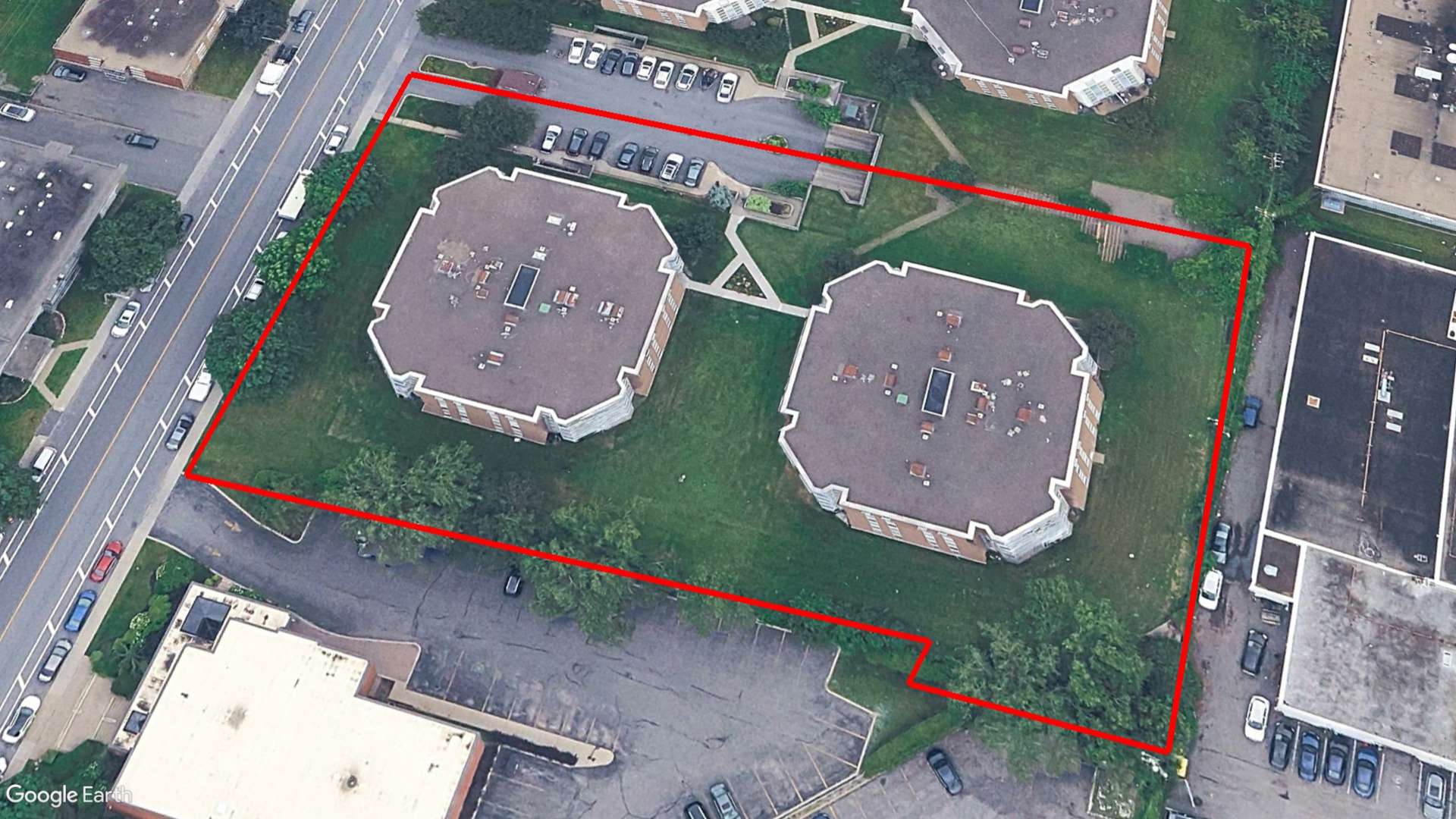 Tax Sale Montreal, Quebec - 041306-25