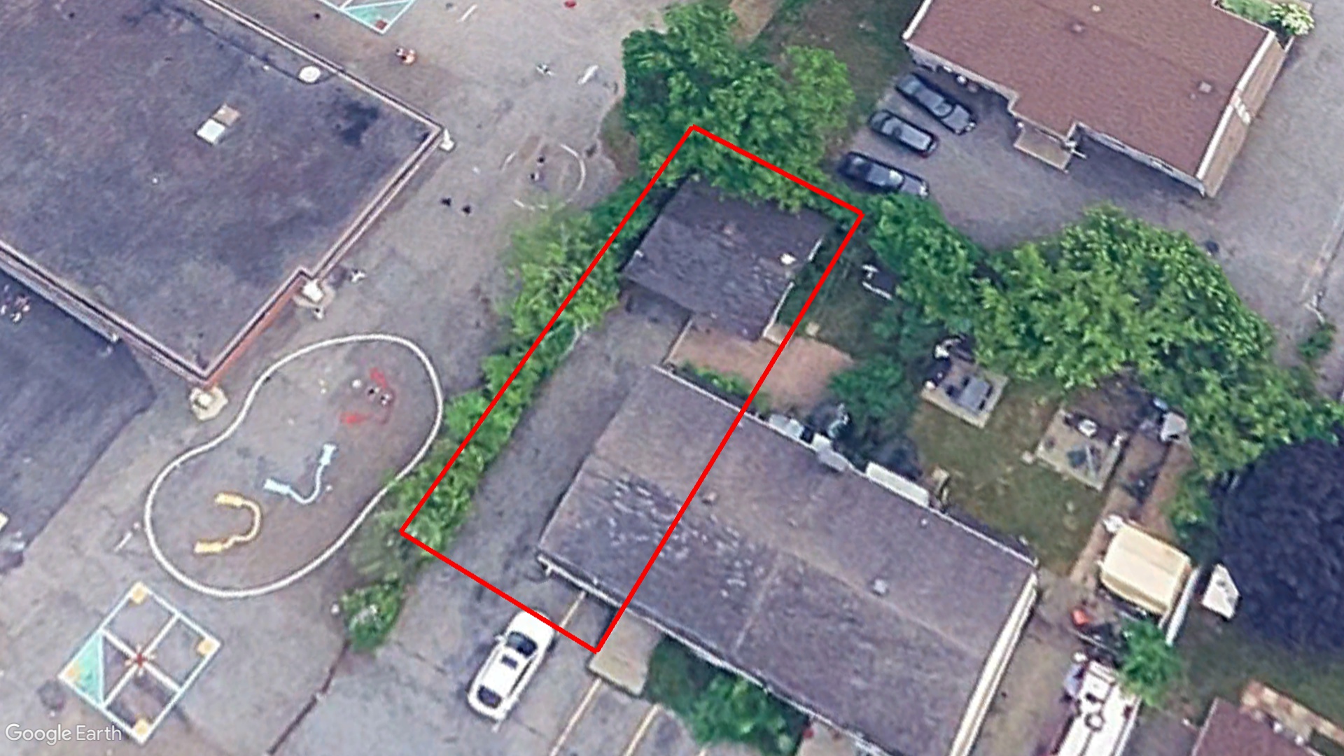 Tax Sale Montreal, Quebec - 040554-95