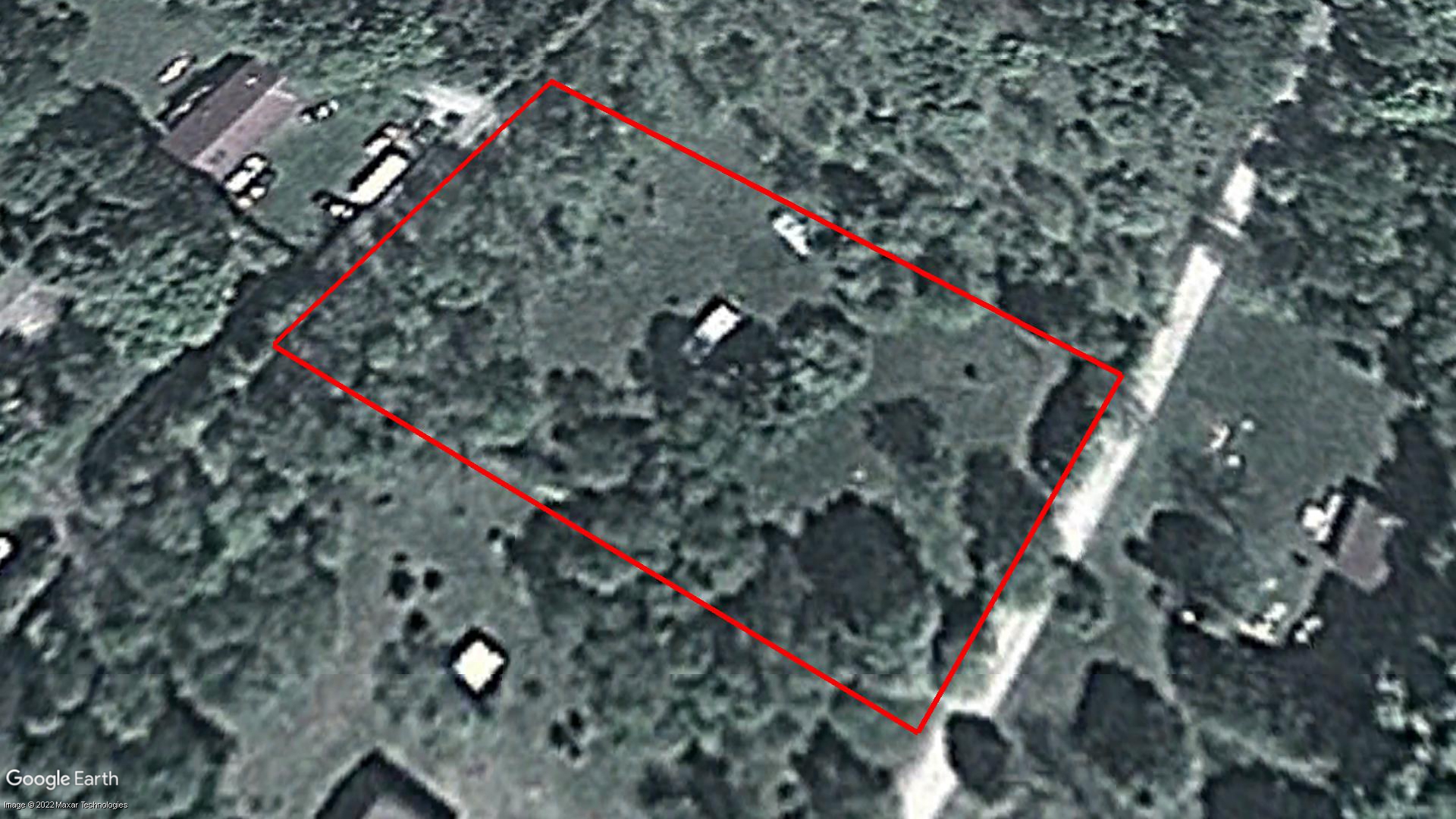 Tax Sale Algonquin Highlands, Ontario - 46 21 002 000 31700 0000