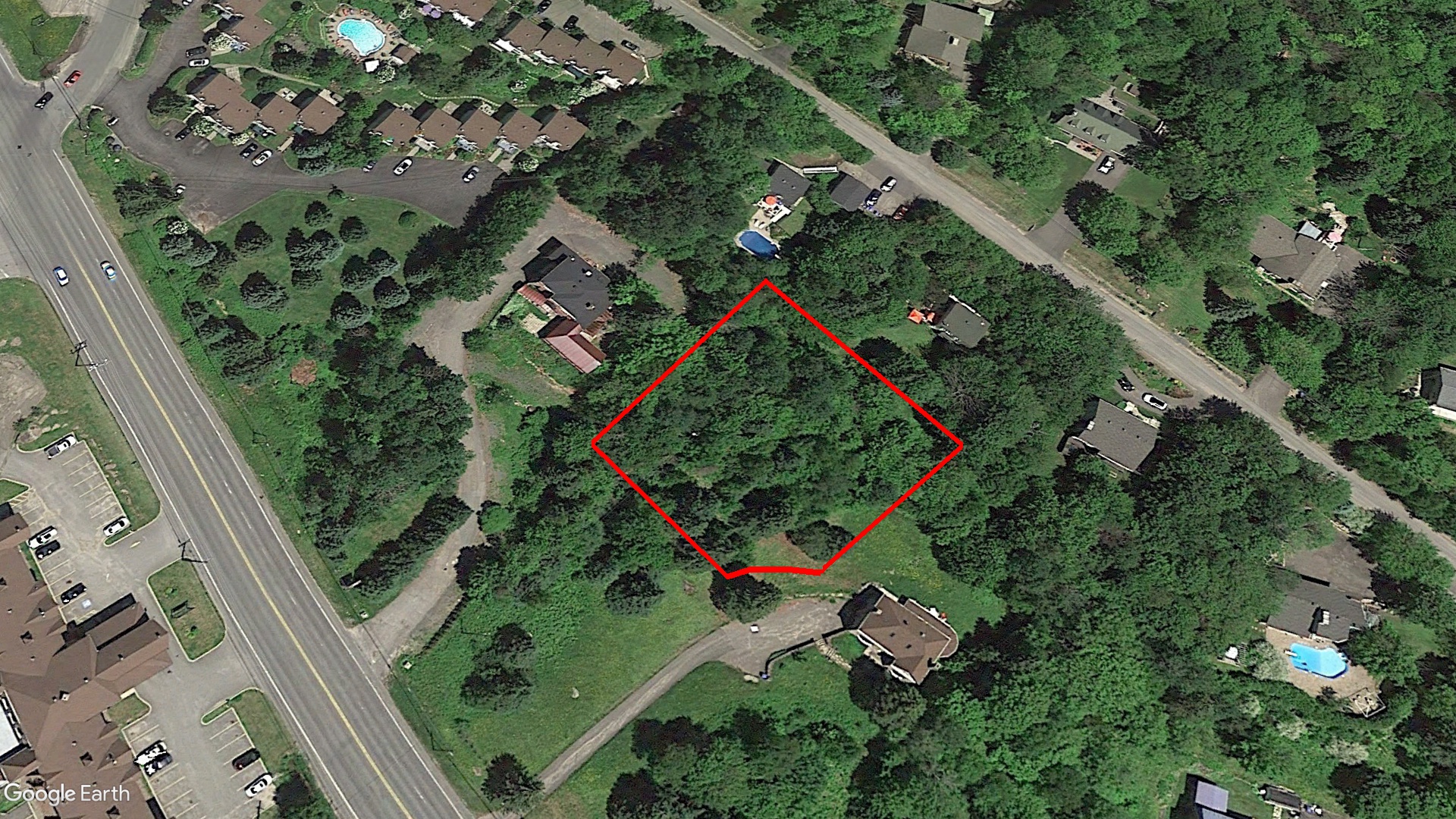 Tax Sale Les Pays-d'en-Haut, Quebec - 