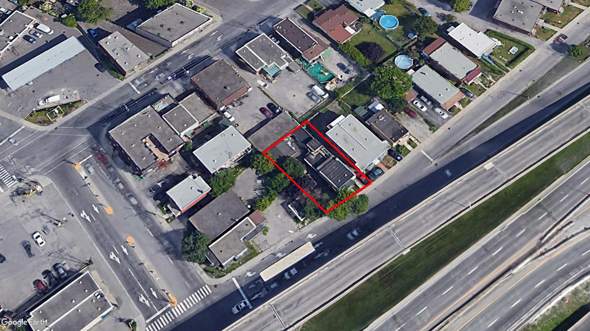 Tax Sale Montreal, Quebec - 050543-34