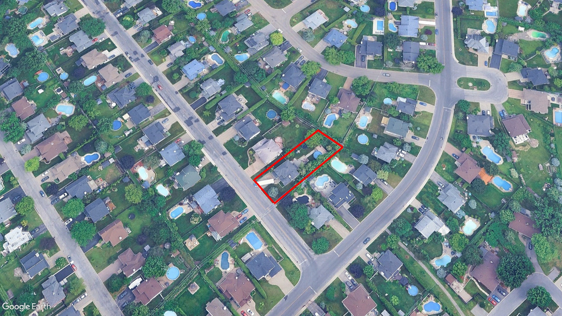 Tax Sale Montreal, Quebec - 041423-35