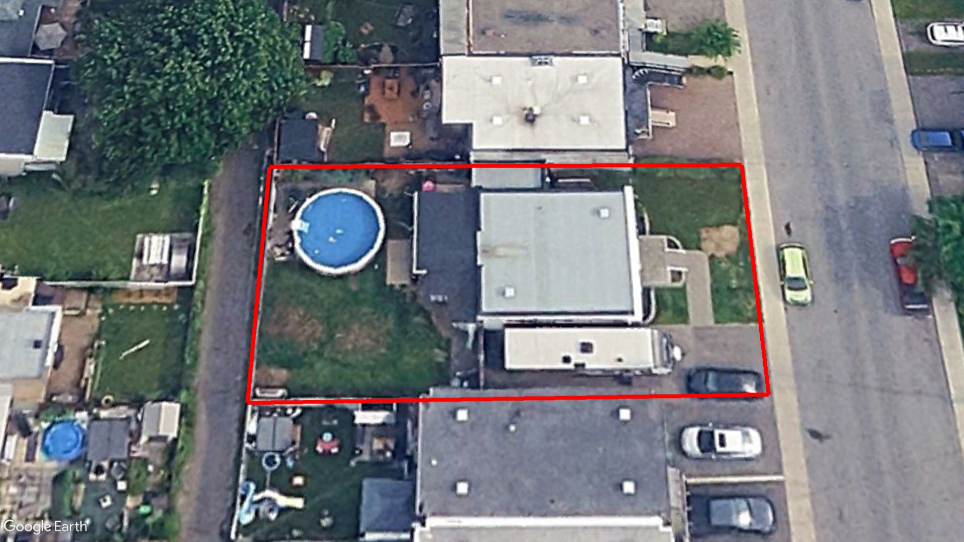 Tax Sale Montreal, Quebec - 050574-35