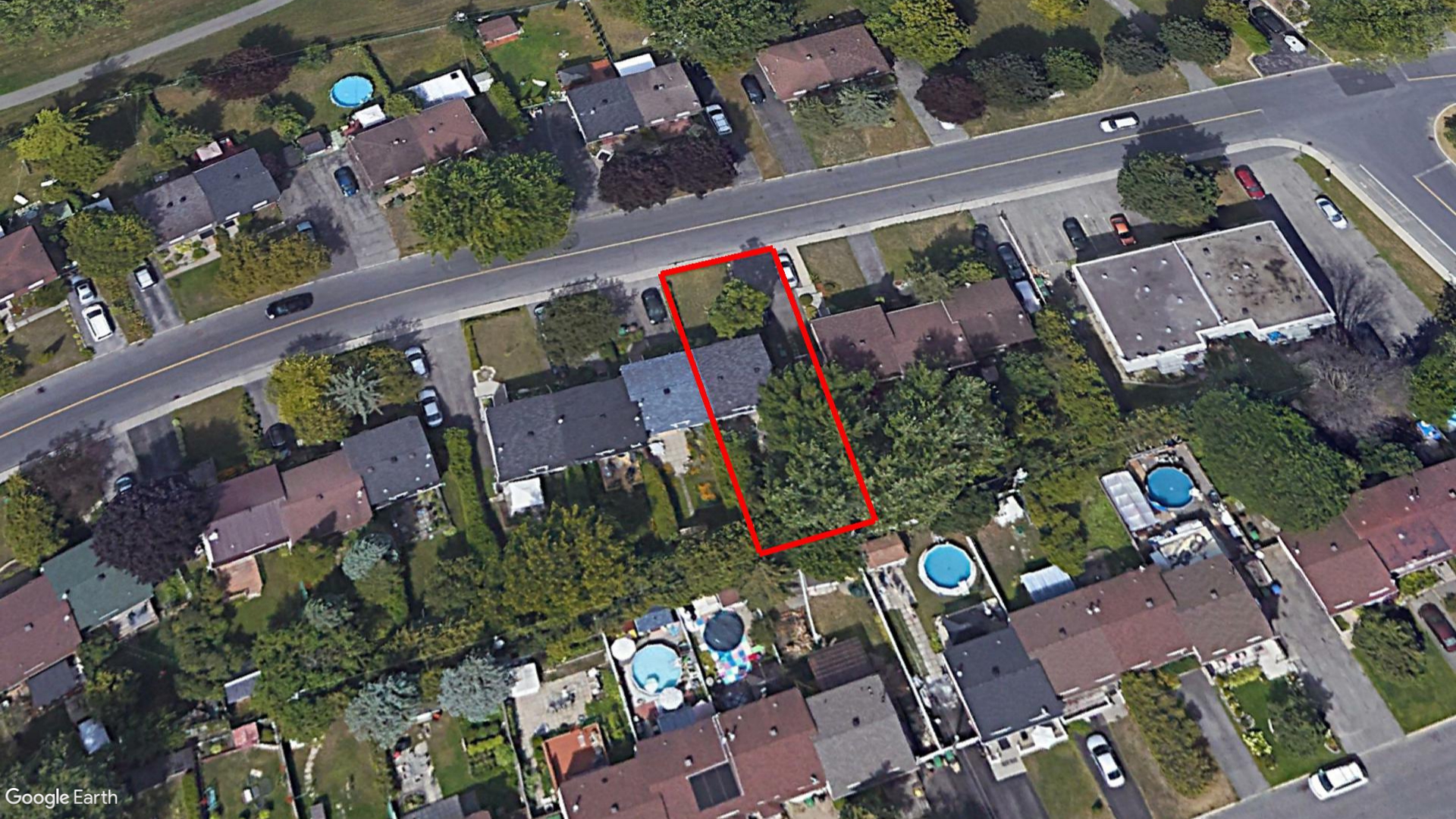 Tax Sale Montreal, Quebec - 040182-36