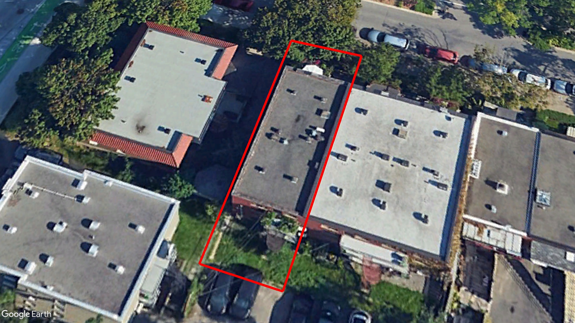 Tax Sale Montreal, Quebec - 331118-24