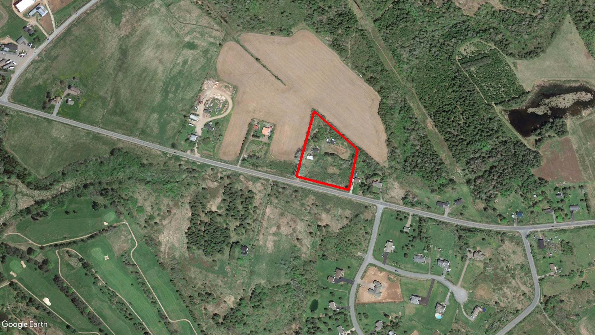 Tax Sale Cumberland, Nova Scotia - 01807366