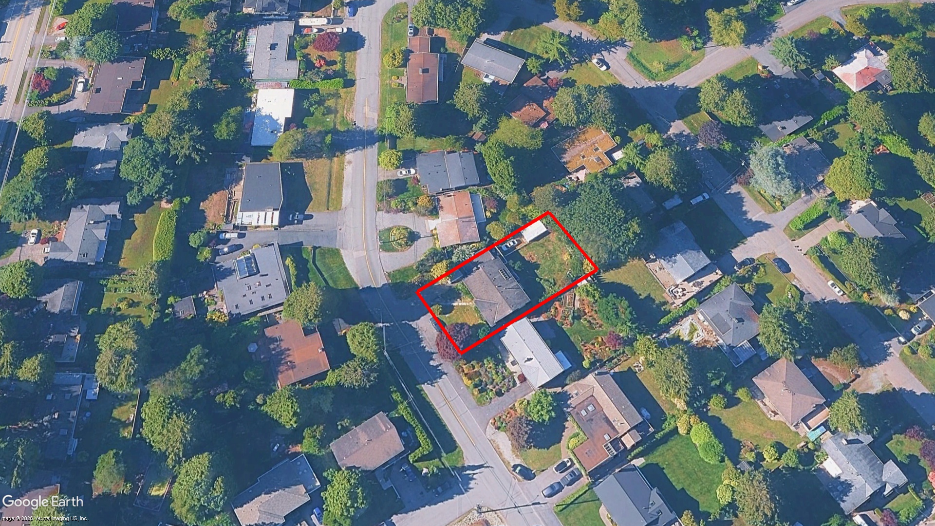 1066 BAYVIEW DR
