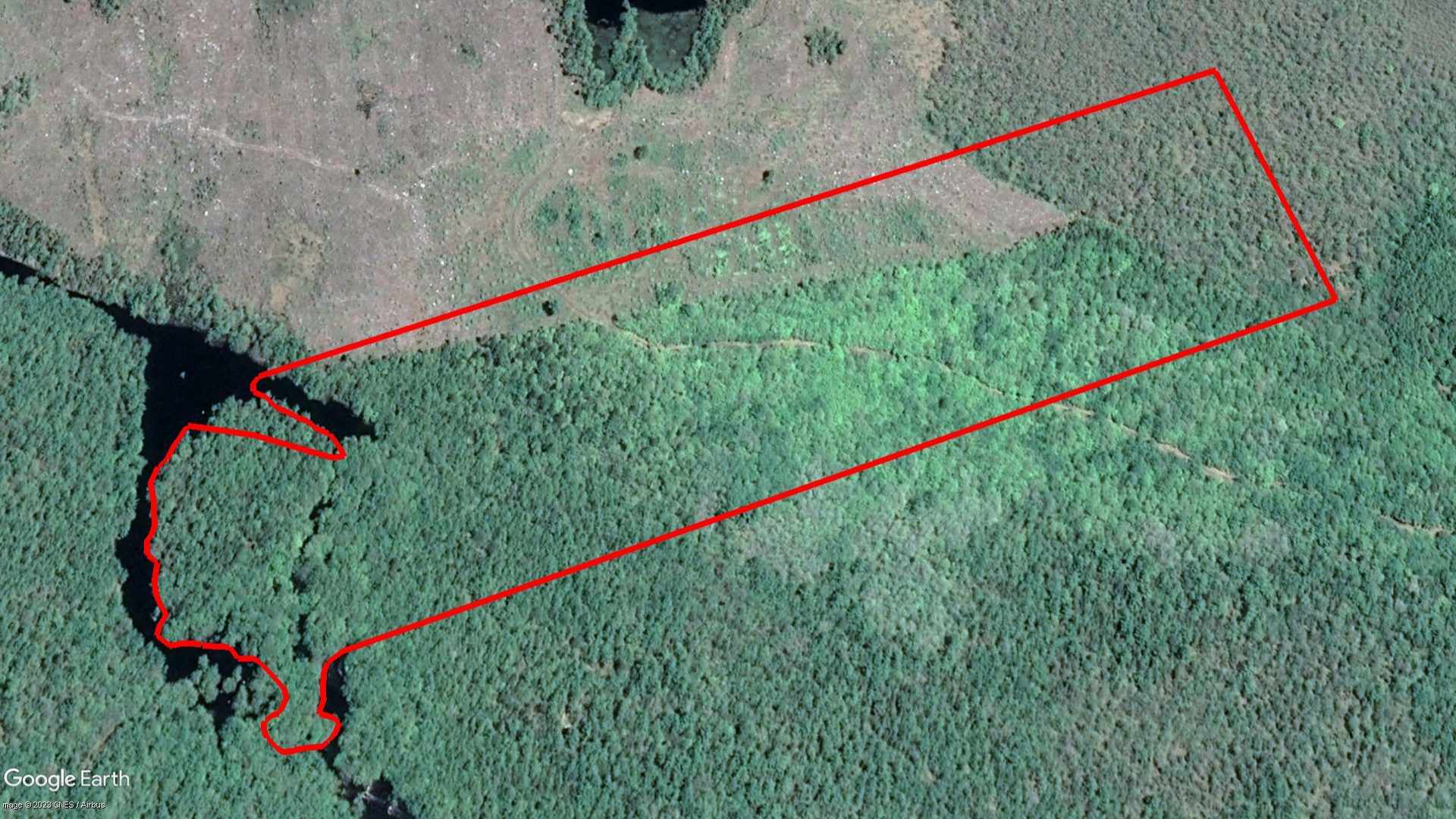 Tax Sale Queens, Nova Scotia - 10046874