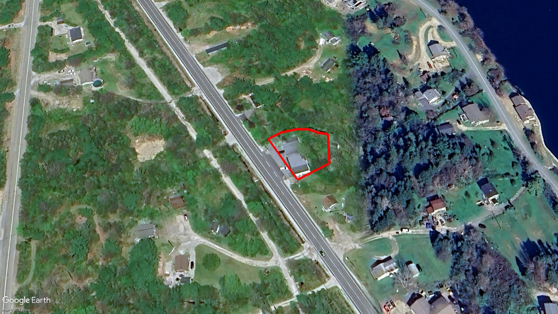 Tax Sale Chester, Nova Scotia - 04367715