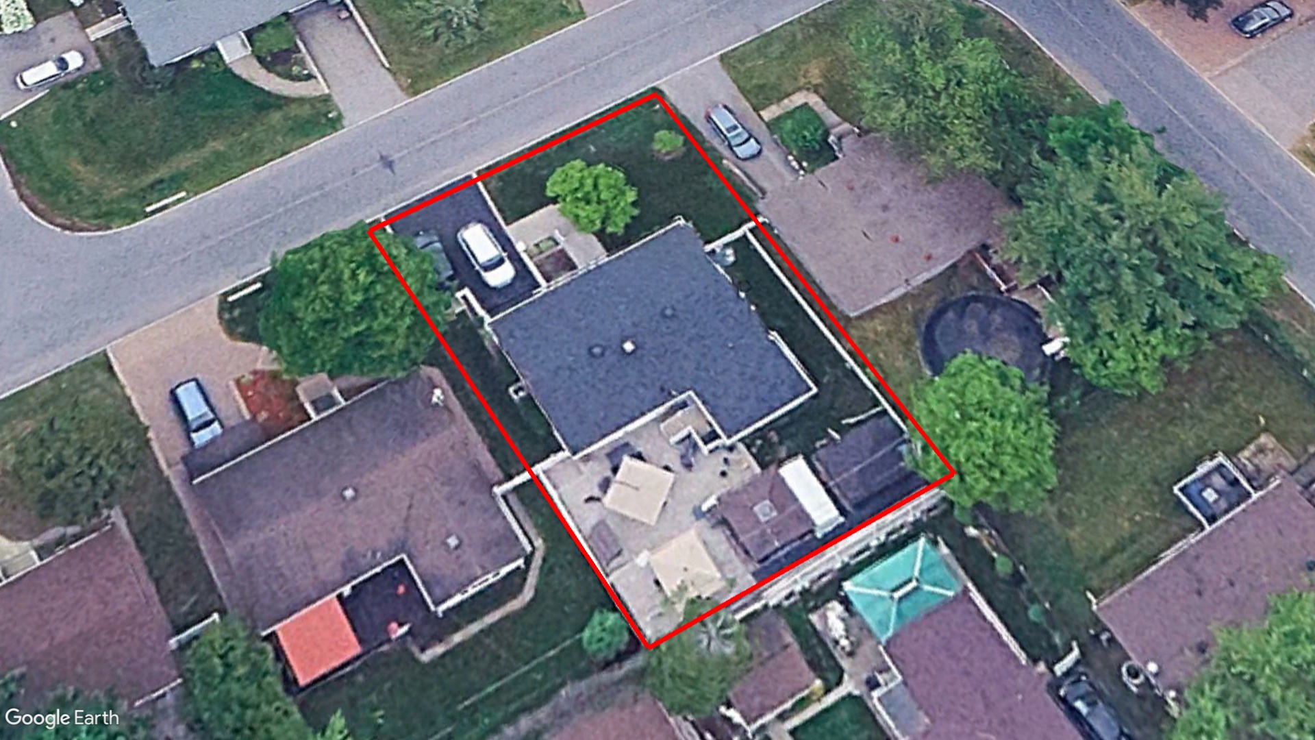 Tax Sale Montreal, Quebec - 040125-20