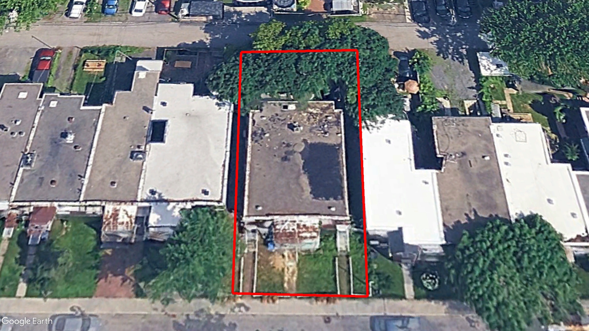 Tax Sale Montreal, Quebec - 010505-23