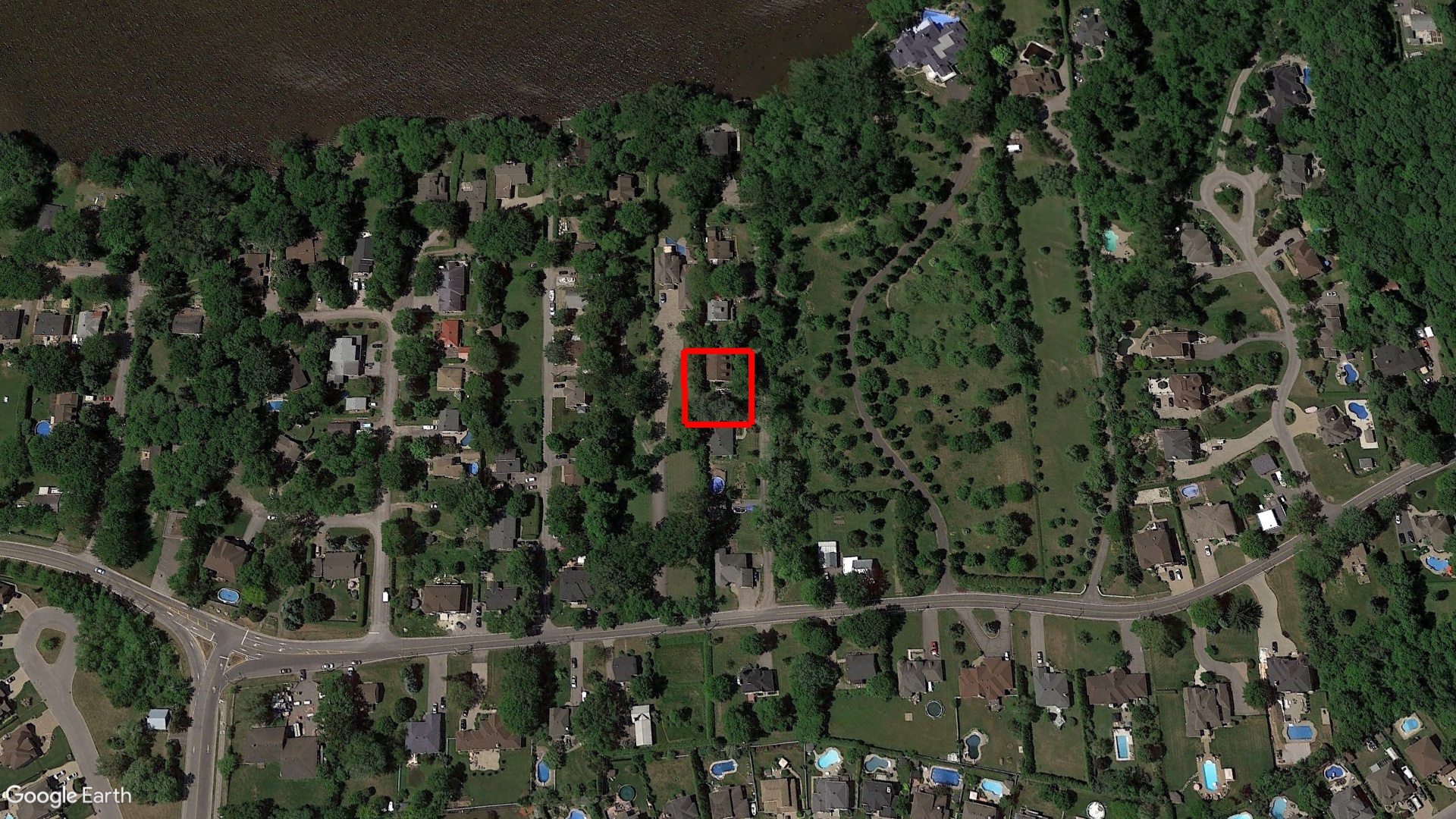 Tax Sale Montreal, Quebec - 040509-75