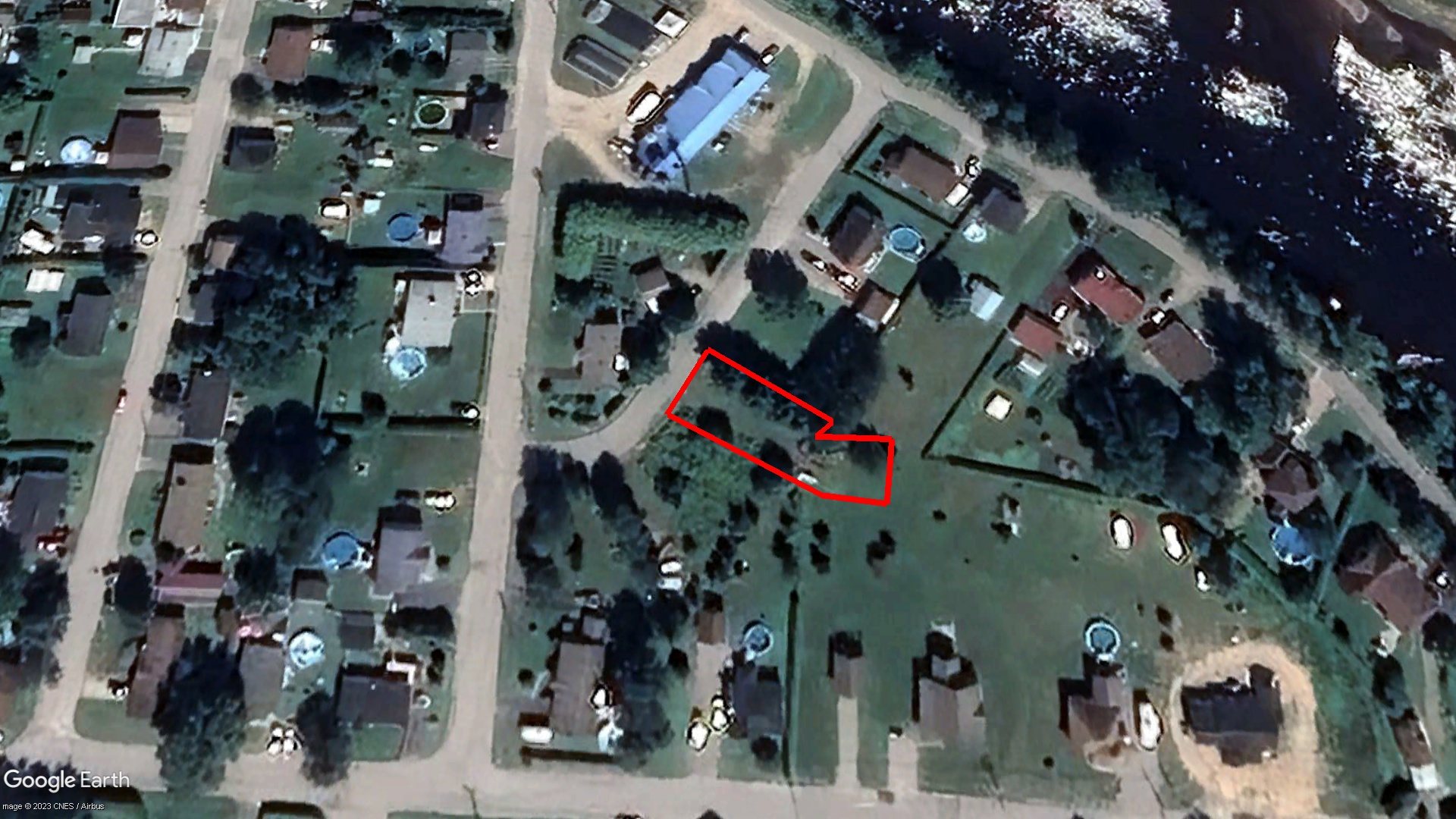 Tax Sale d’Antoine-Labelle, Quebec - 8573 37 7218