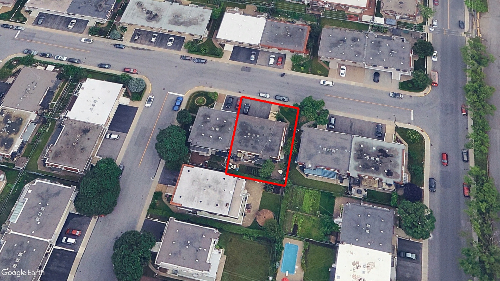 Tax Sale Montreal, Quebec - 020823-51