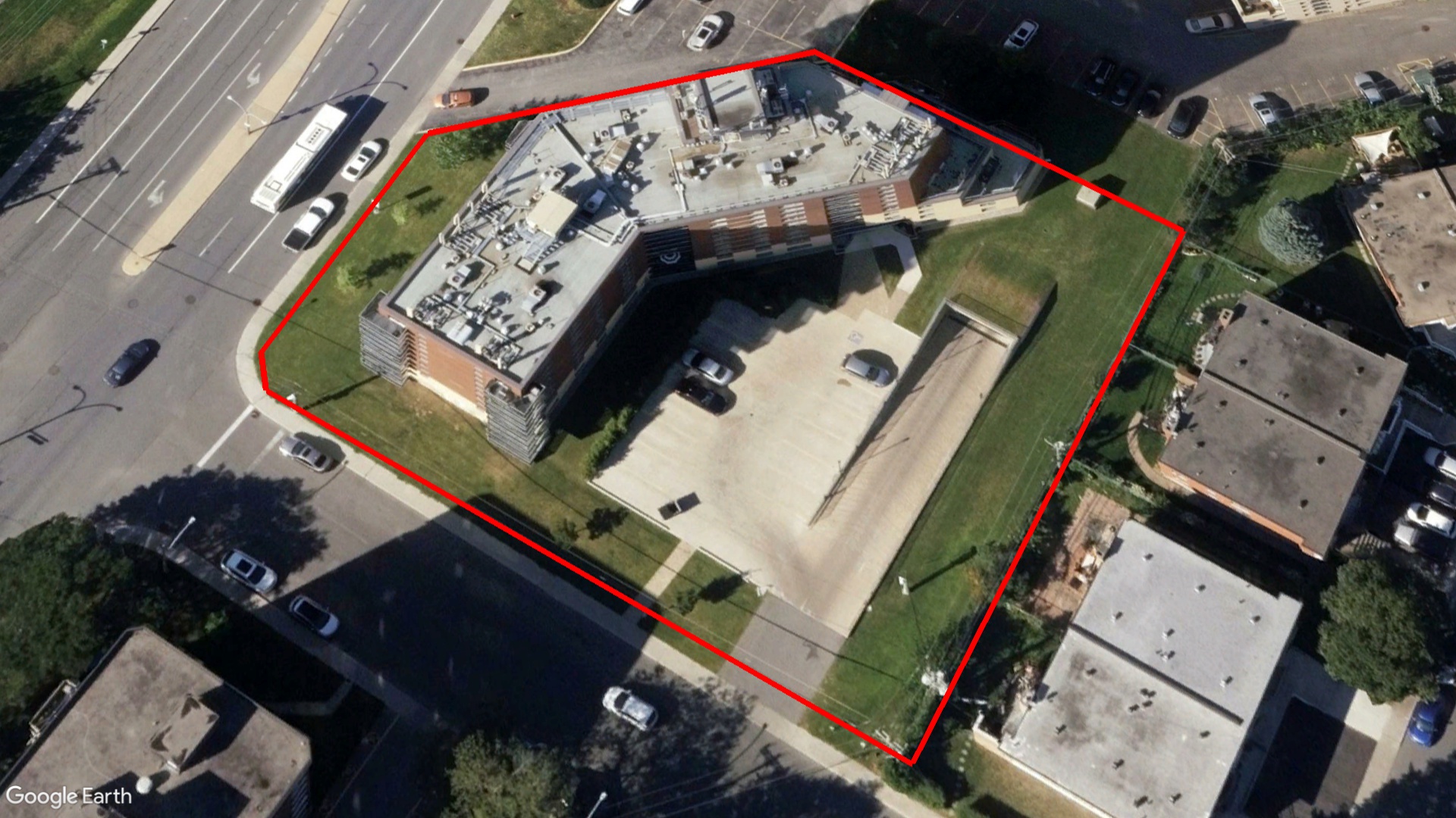 Tax Sale Montreal, Quebec - 052267-83