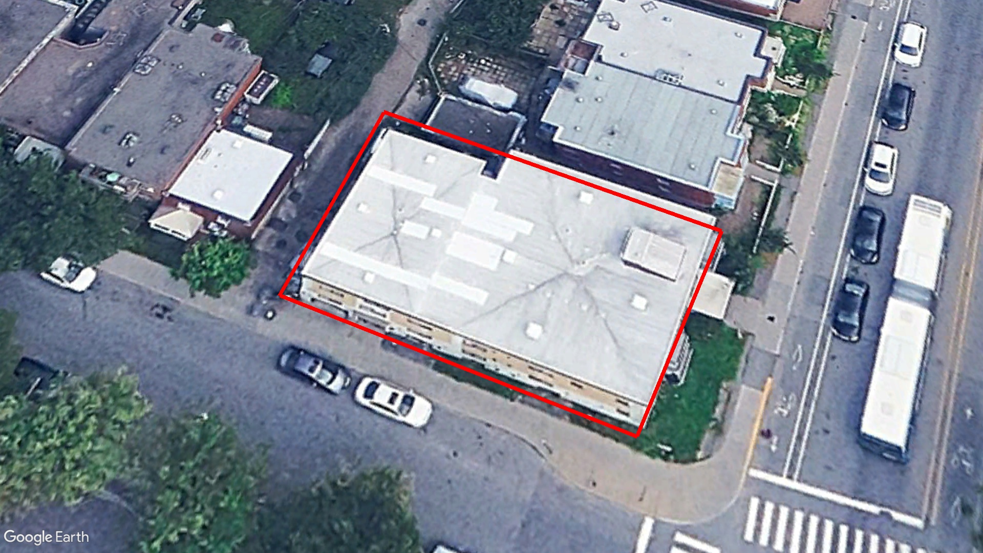 Tax Sale Montreal, Quebec - 586235-00