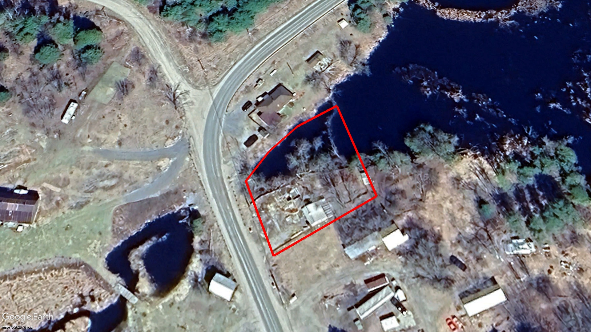 486 WESLEMKOON LAKE RD., GILMOUR