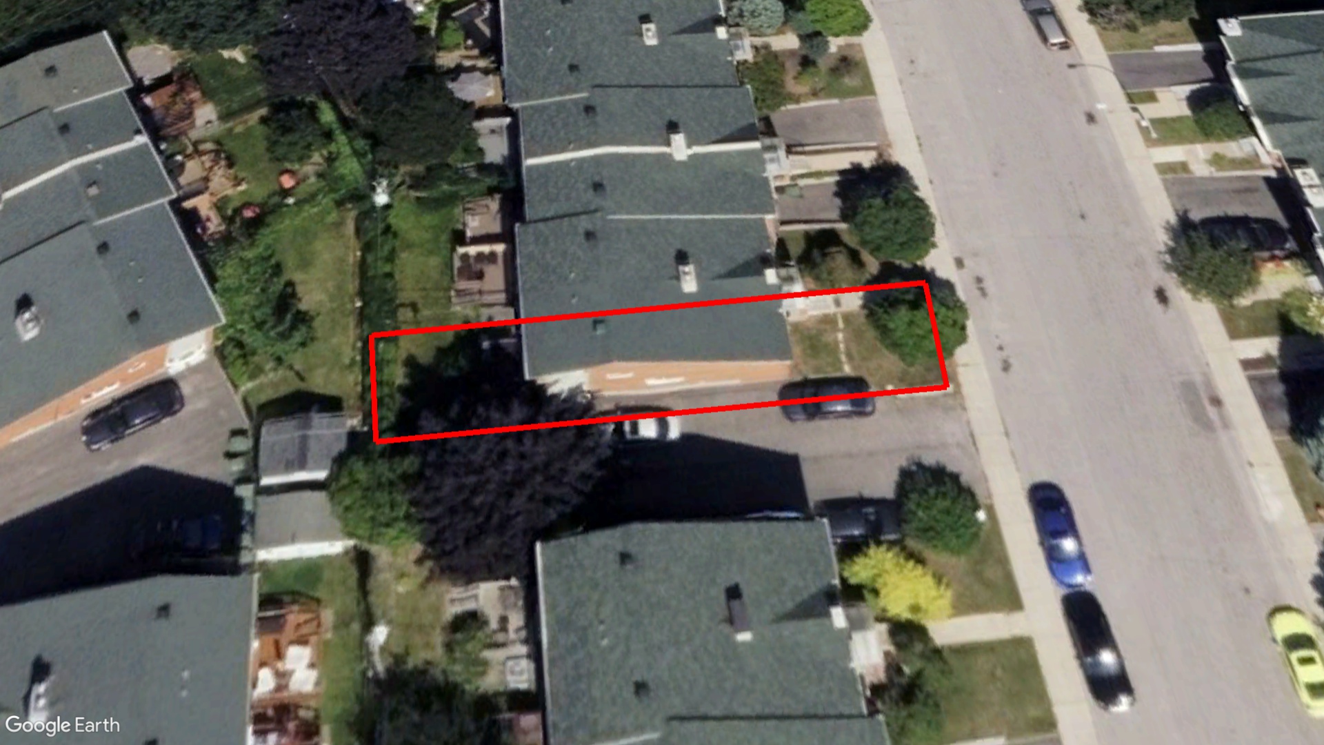 Tax Sale Montreal, Quebec - 050105-09