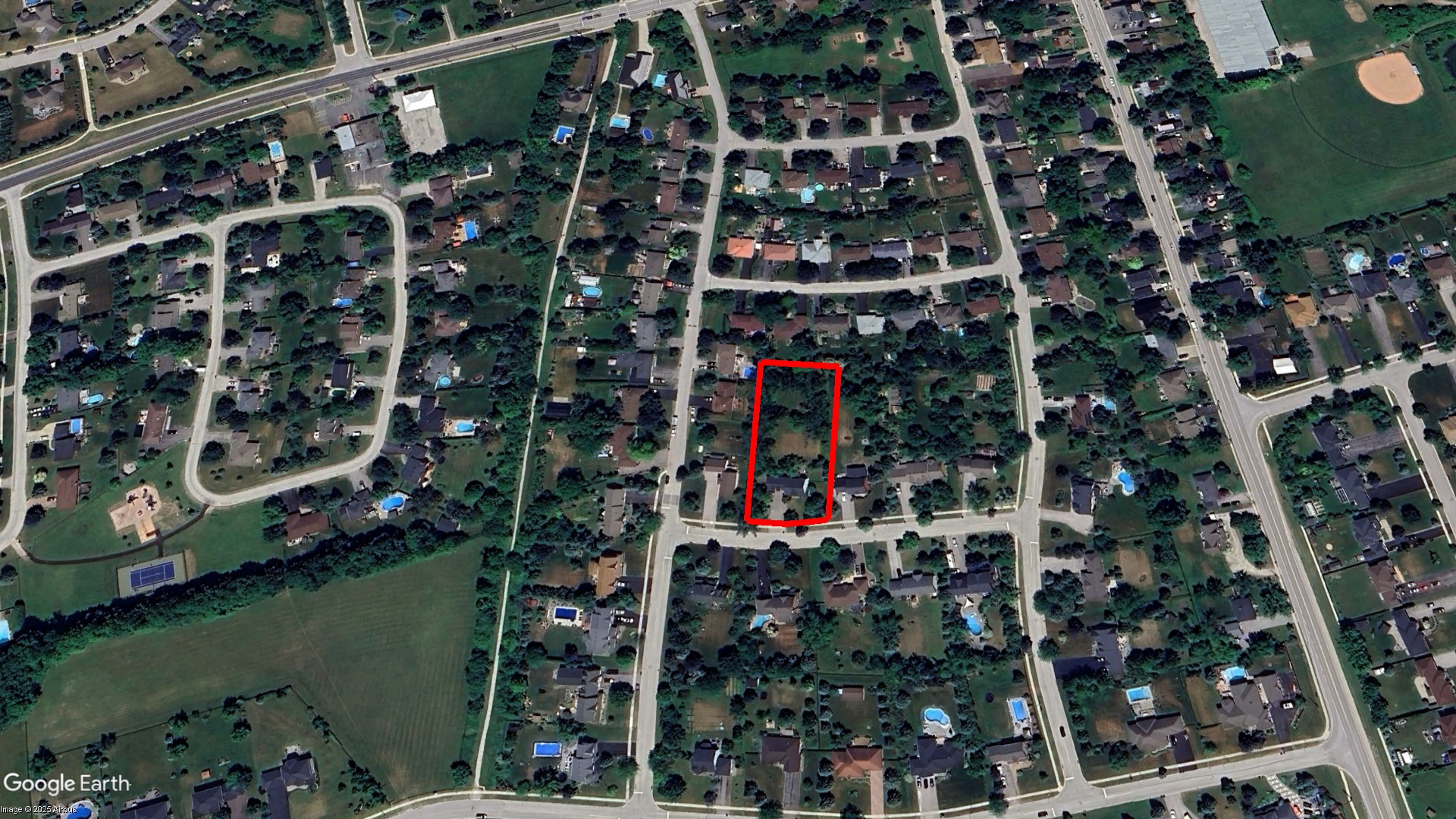 Tax Sale Essa, Ontario - 43 21 010 011 00320 0000