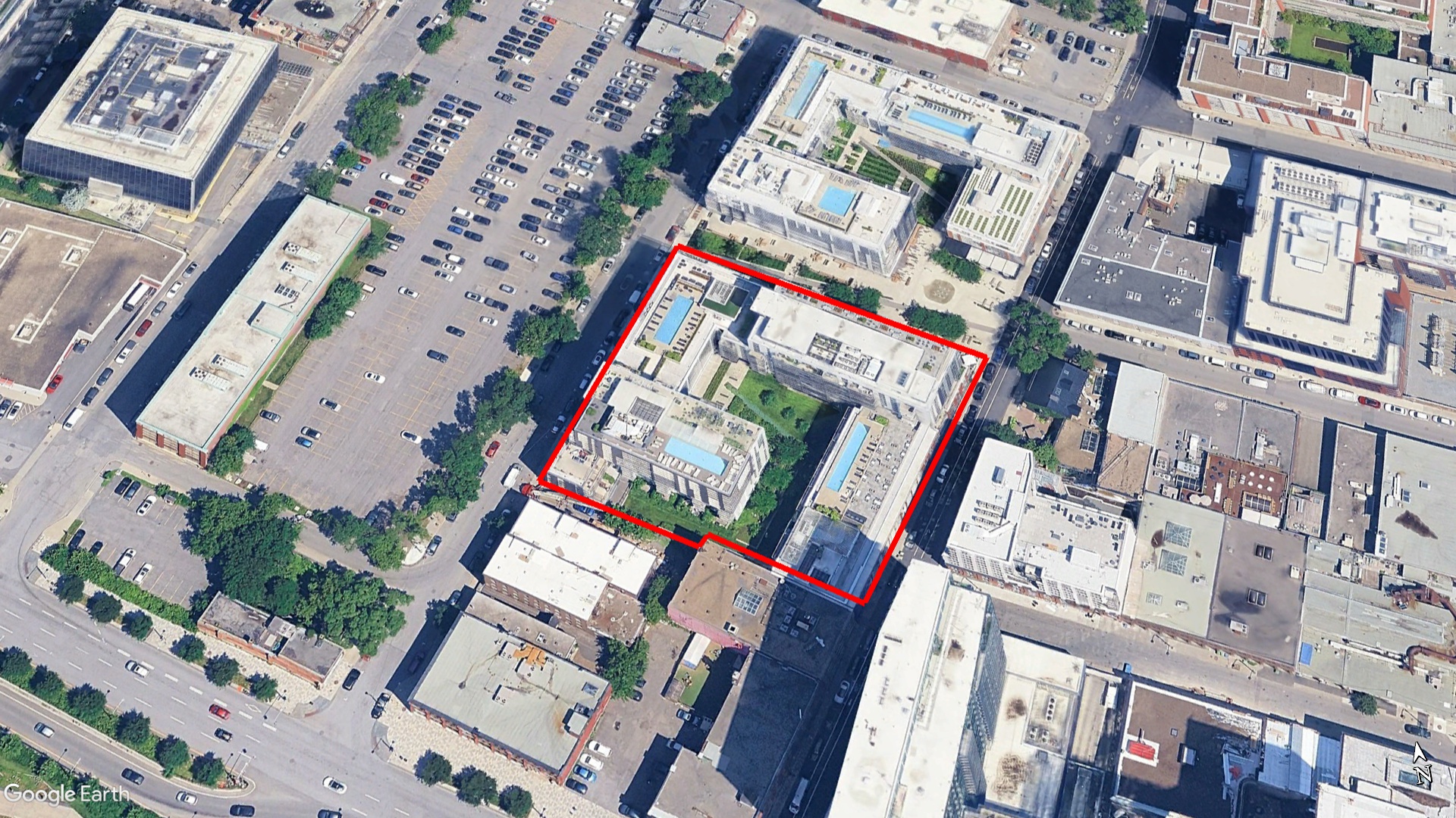 Tax Sale Montreal, Quebec - 120120-81