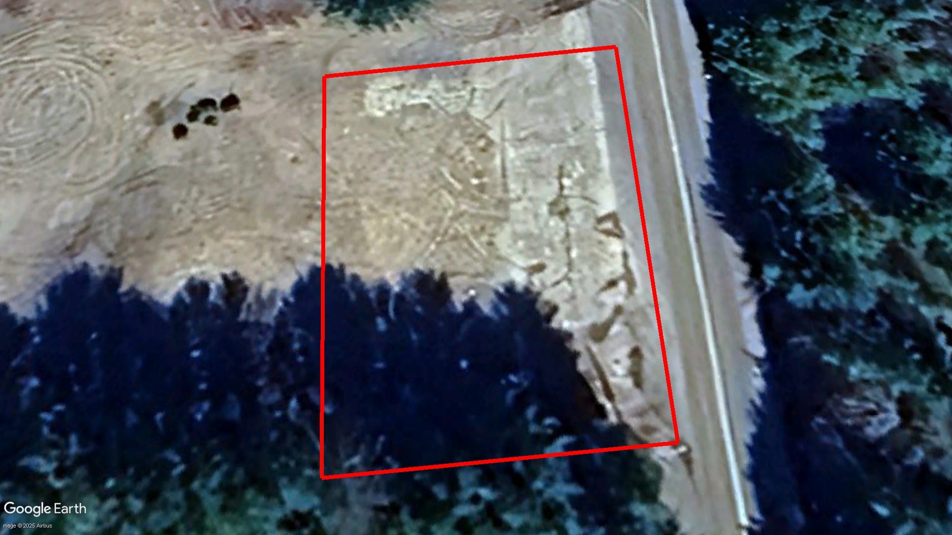 Tax Sale Queens, Nova Scotia - 04075285