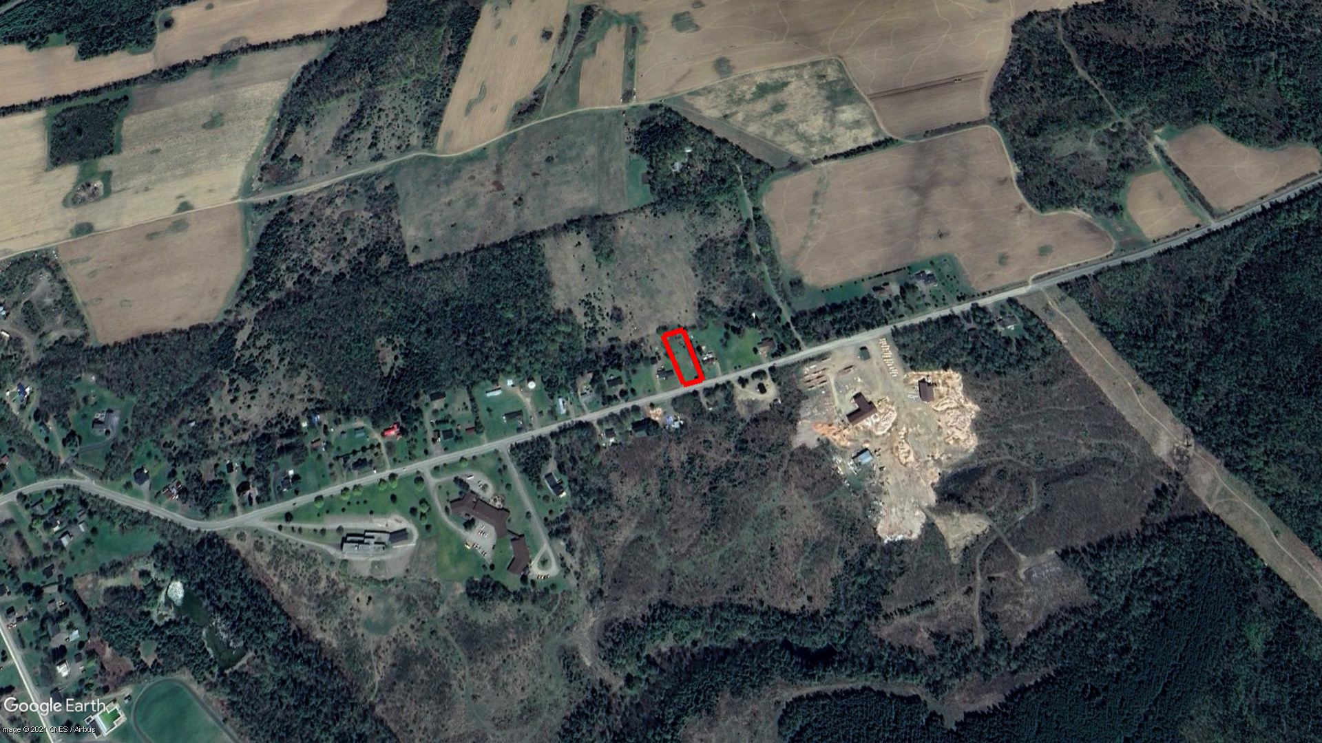 Tax Sale Fredericton, New Brunswick - 05302863