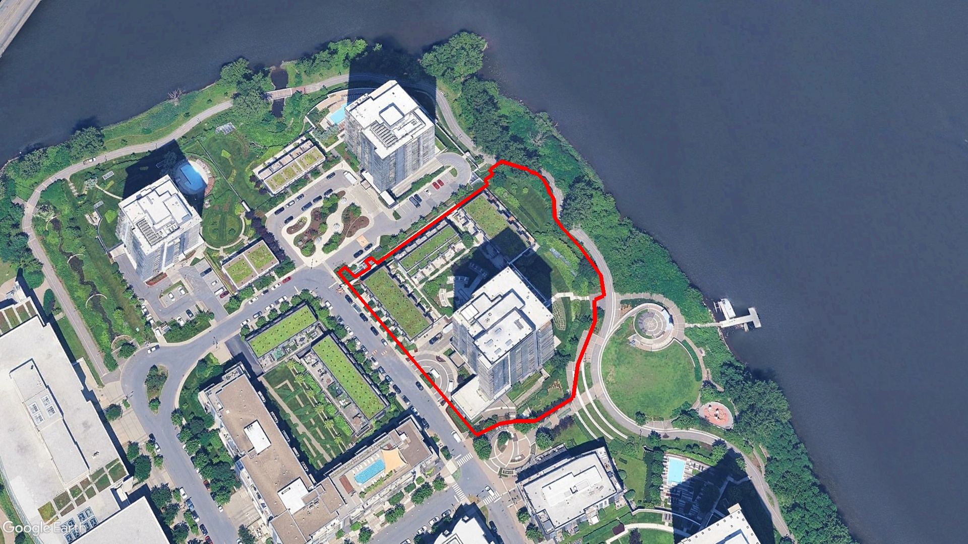 Tax Sale Montreal, Quebec - 052143-36