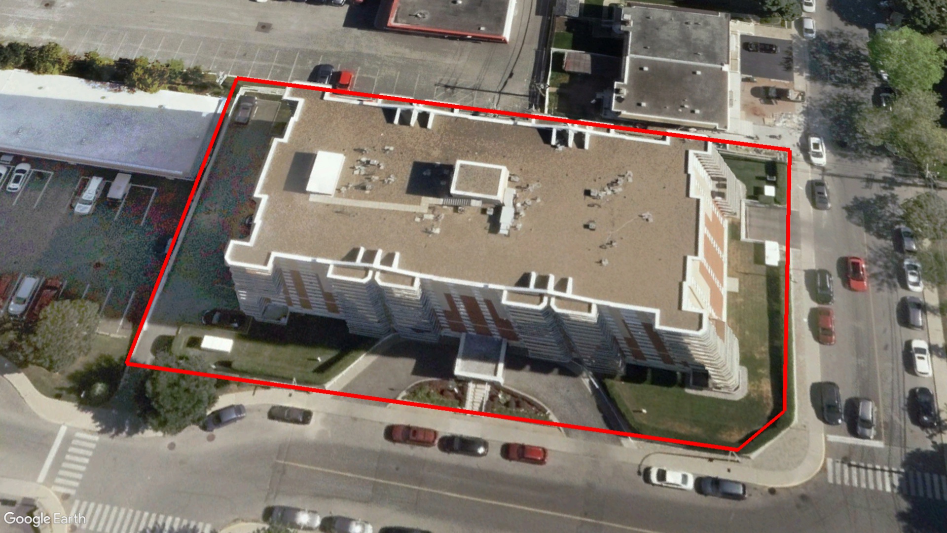 Tax Sale Montreal, Quebec - 051616-14 