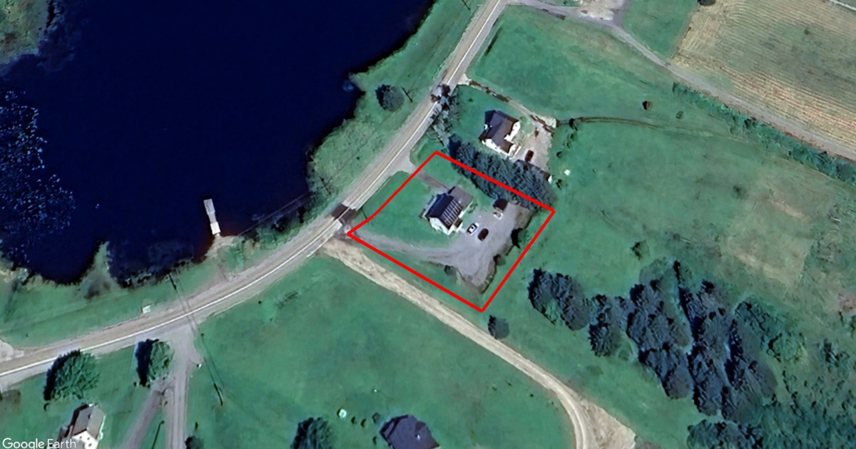 Tax Sale in Clare, Nova Scotia 1164 second division rd., meteghan