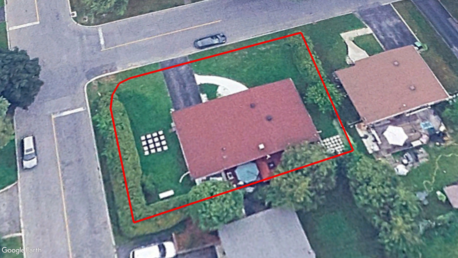 Tax Sale Montreal, Quebec - 040048-45