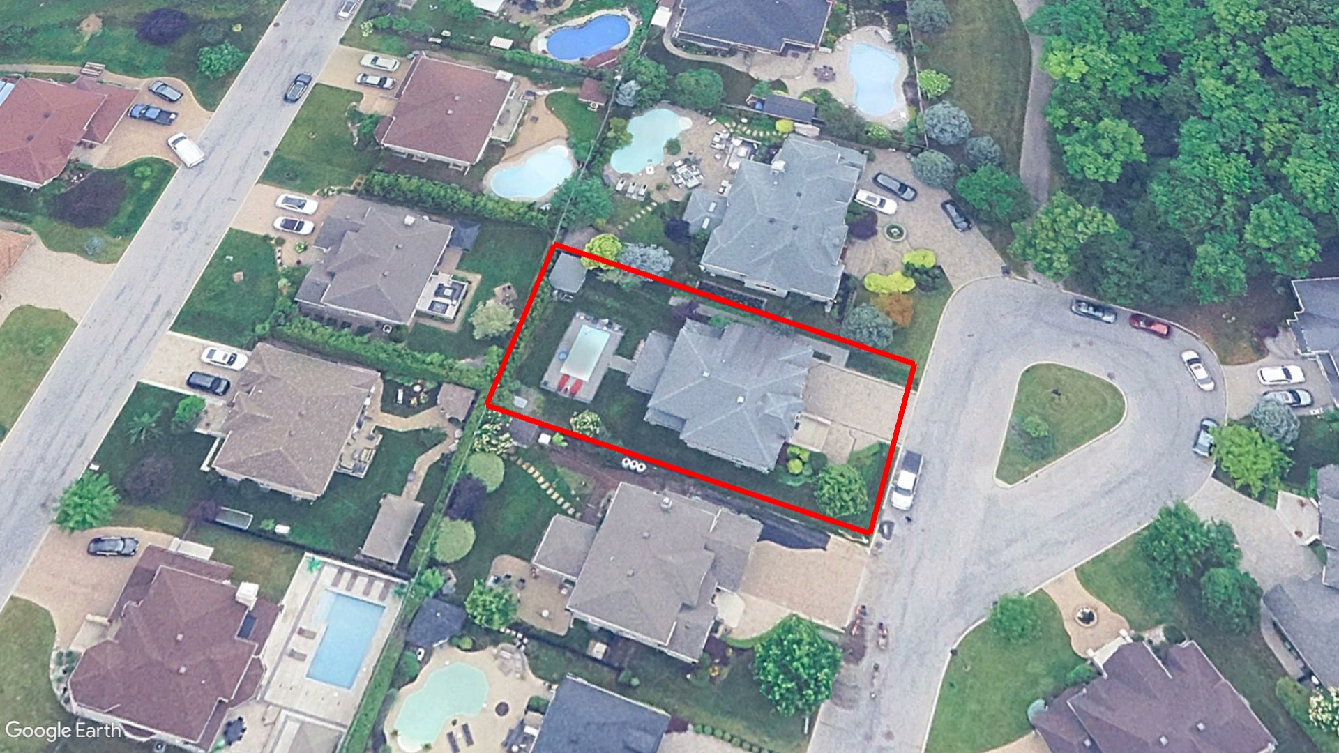 Tax Sale Montreal, Quebec - 050828-16