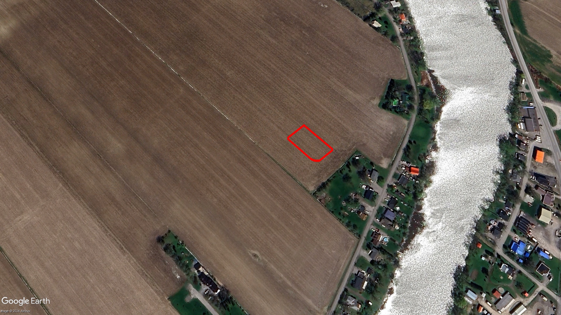 Tax Sale Beauharnois, Quebec - 7910 95 7419