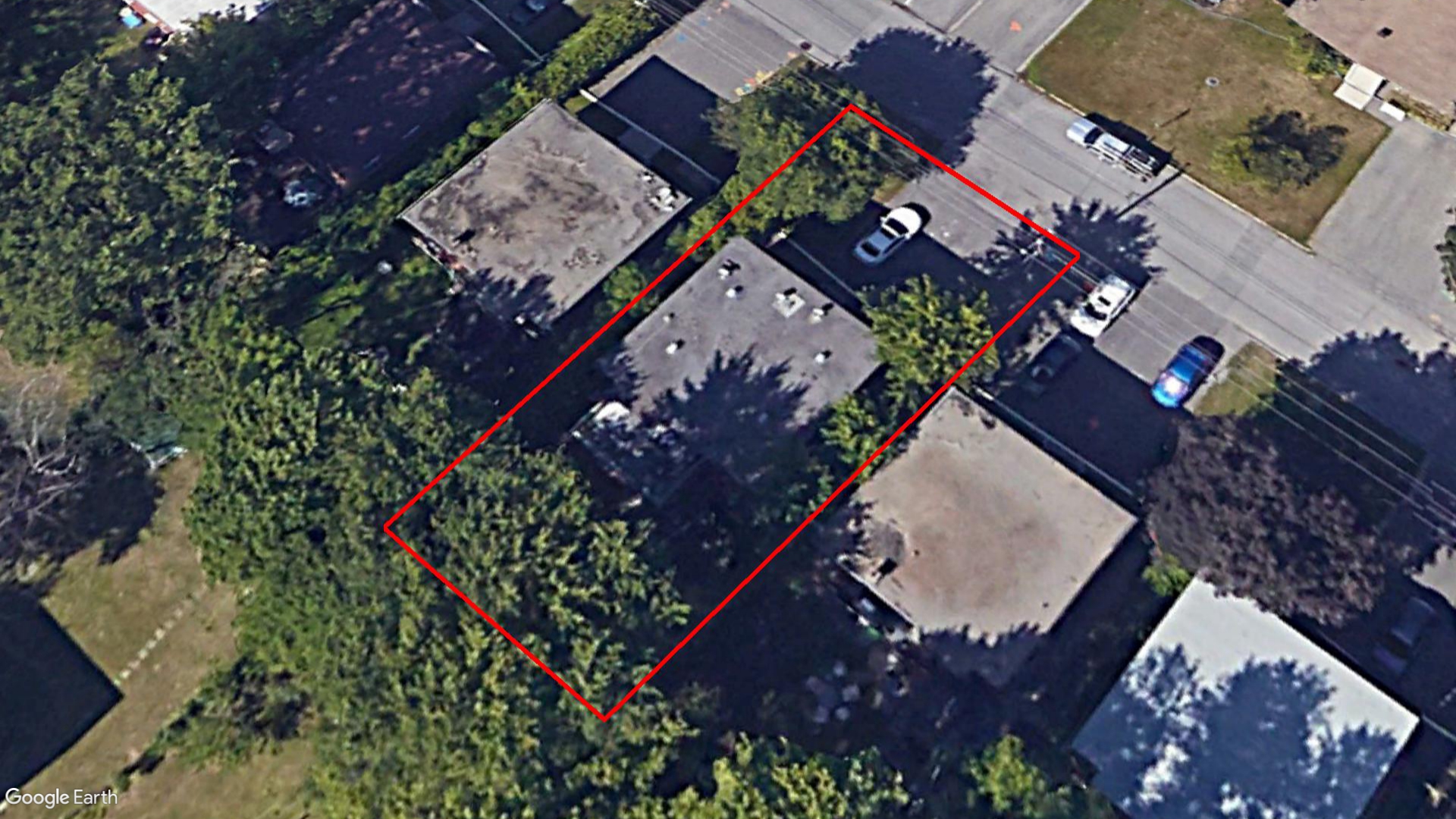 Tax Sale Montreal, Quebec - 040754-43