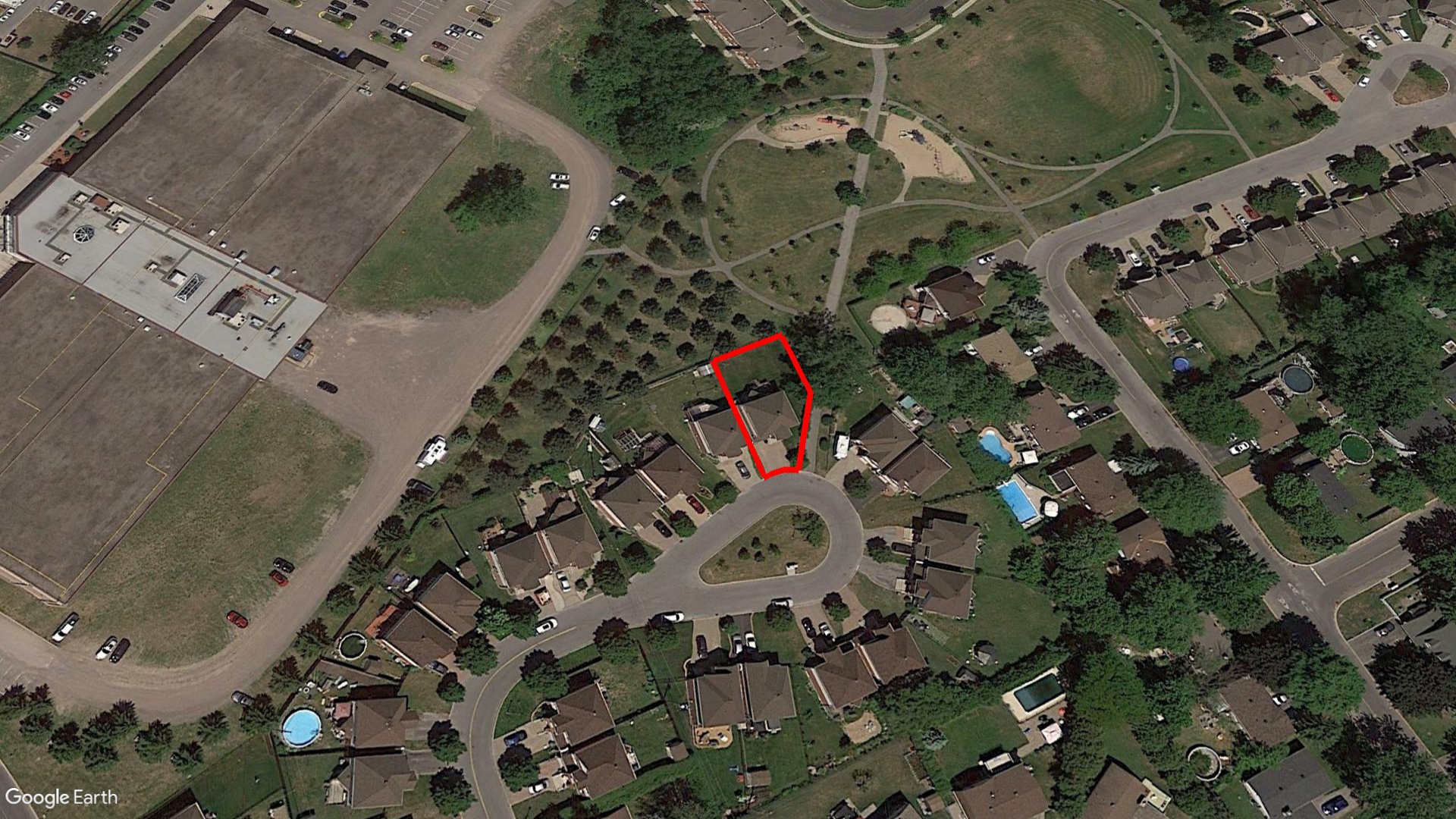 Tax Sale Montreal, Quebec - 050647-16