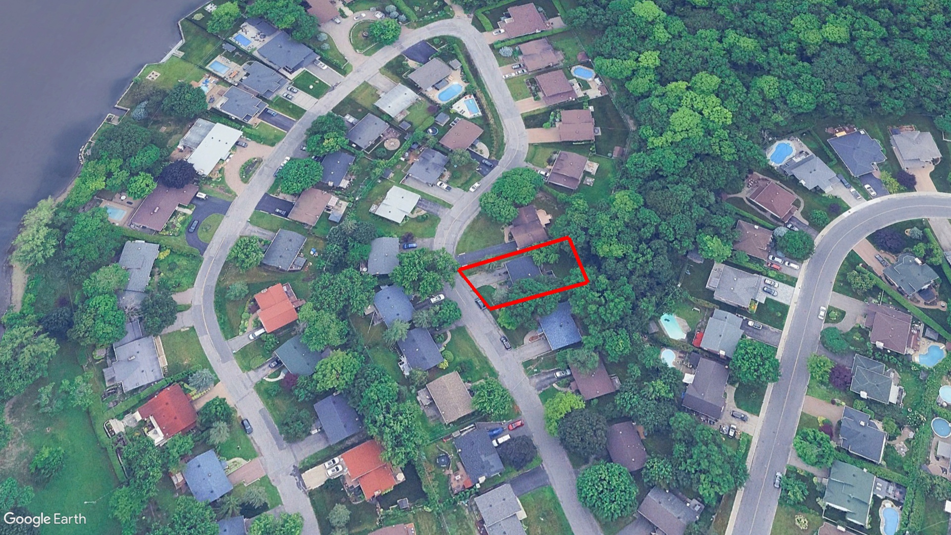 Tax Sale Montreal, Quebec - 040067-38