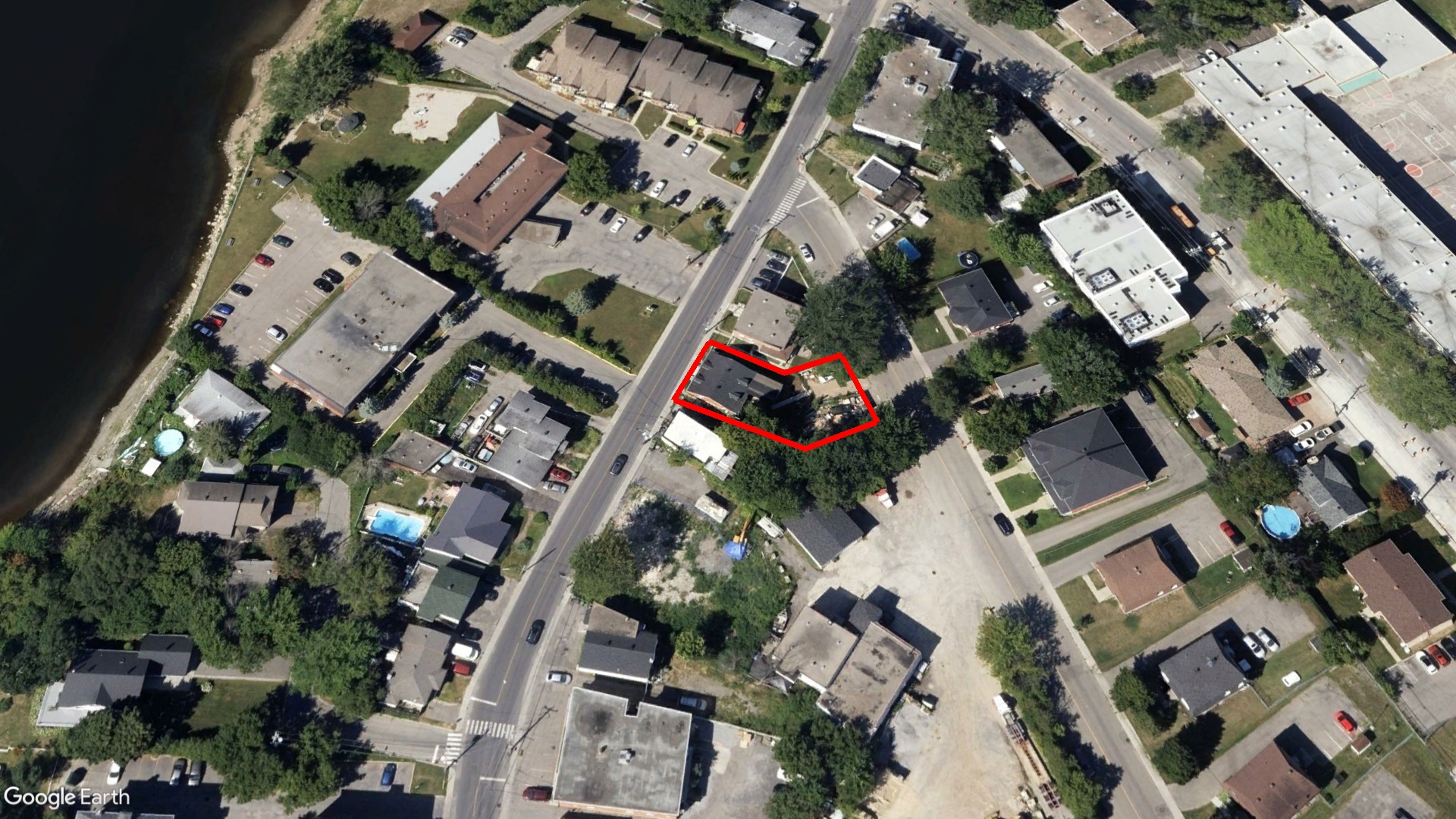 Tax Sale Montreal, Quebec - 040846-56