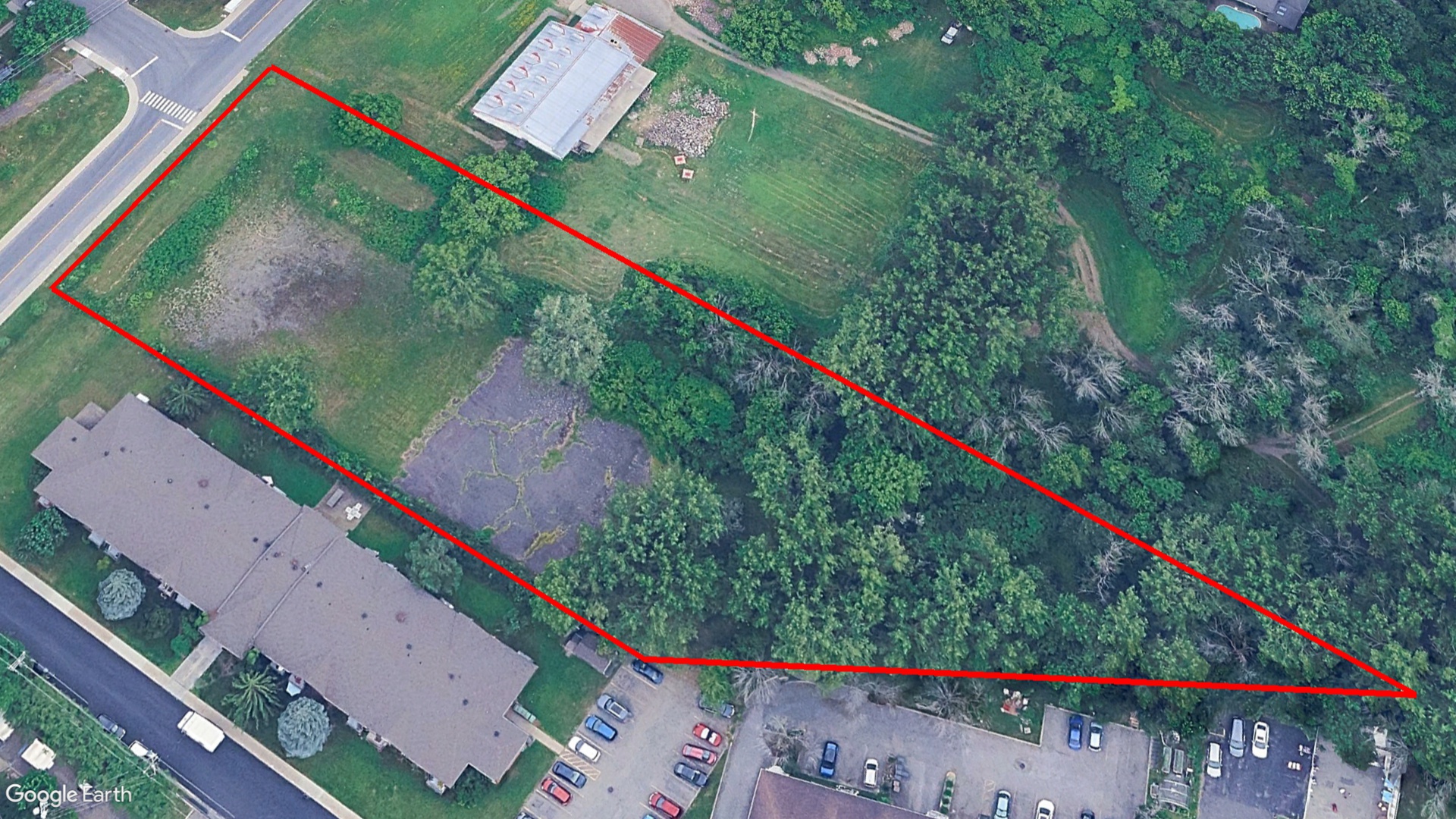 Tax Sale Montreal, Quebec - 041229-59