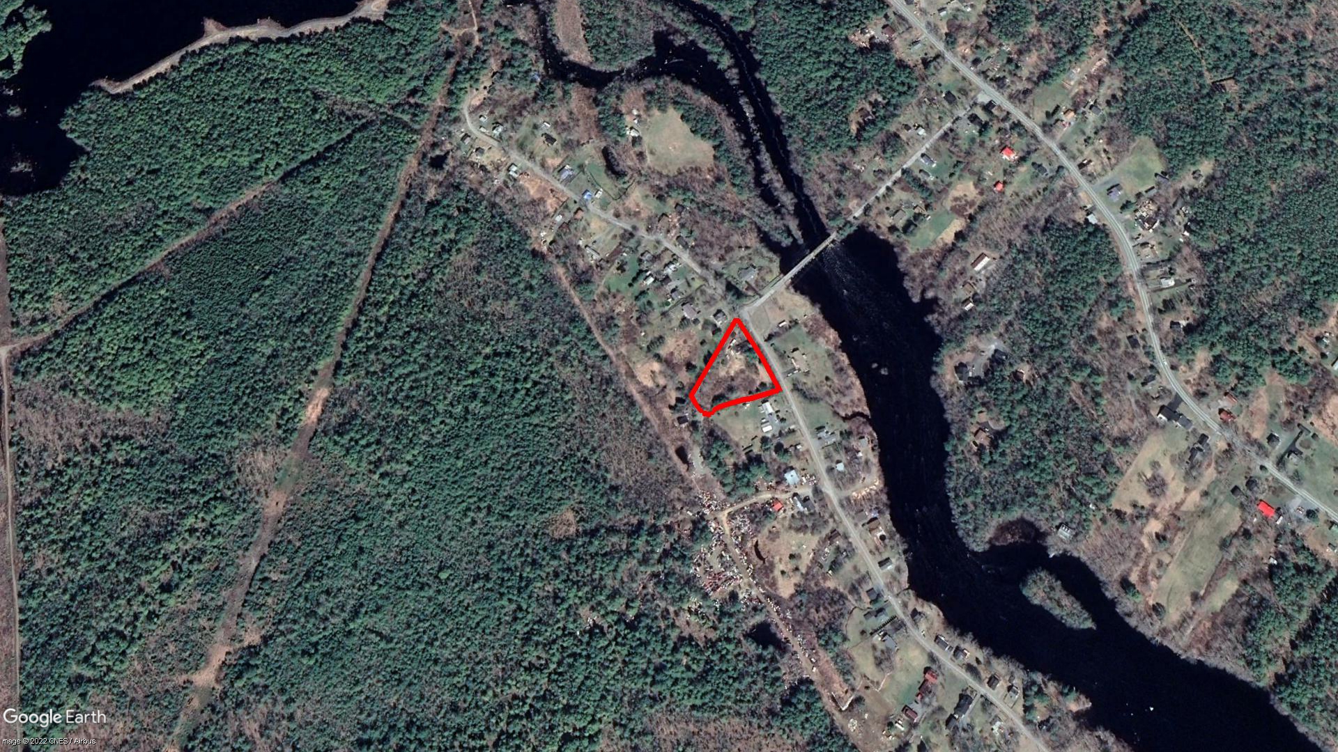 Tax Sale Queens, Nova Scotia - 03012468