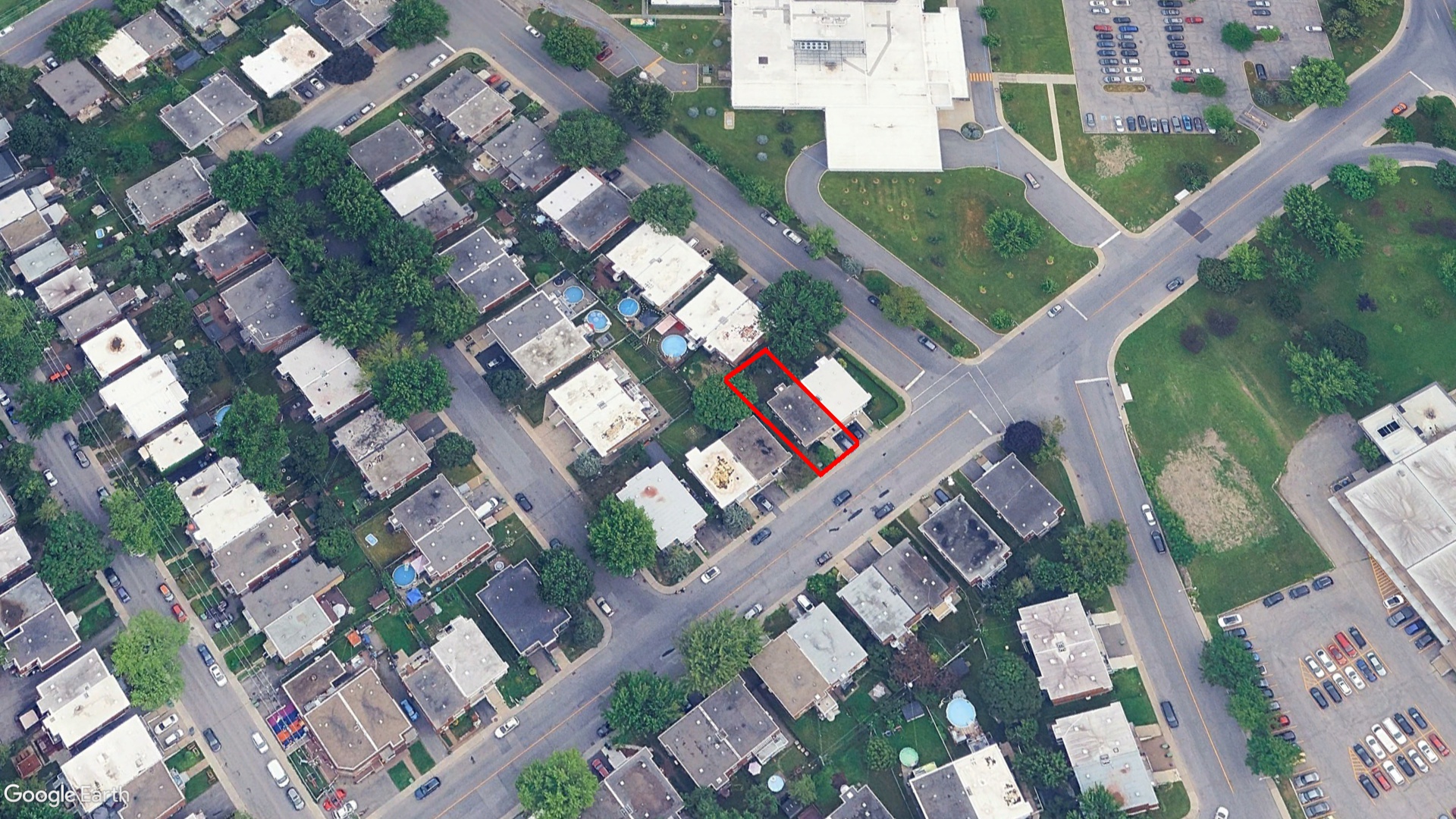 Tax Sale Montreal, Quebec - 040372-32