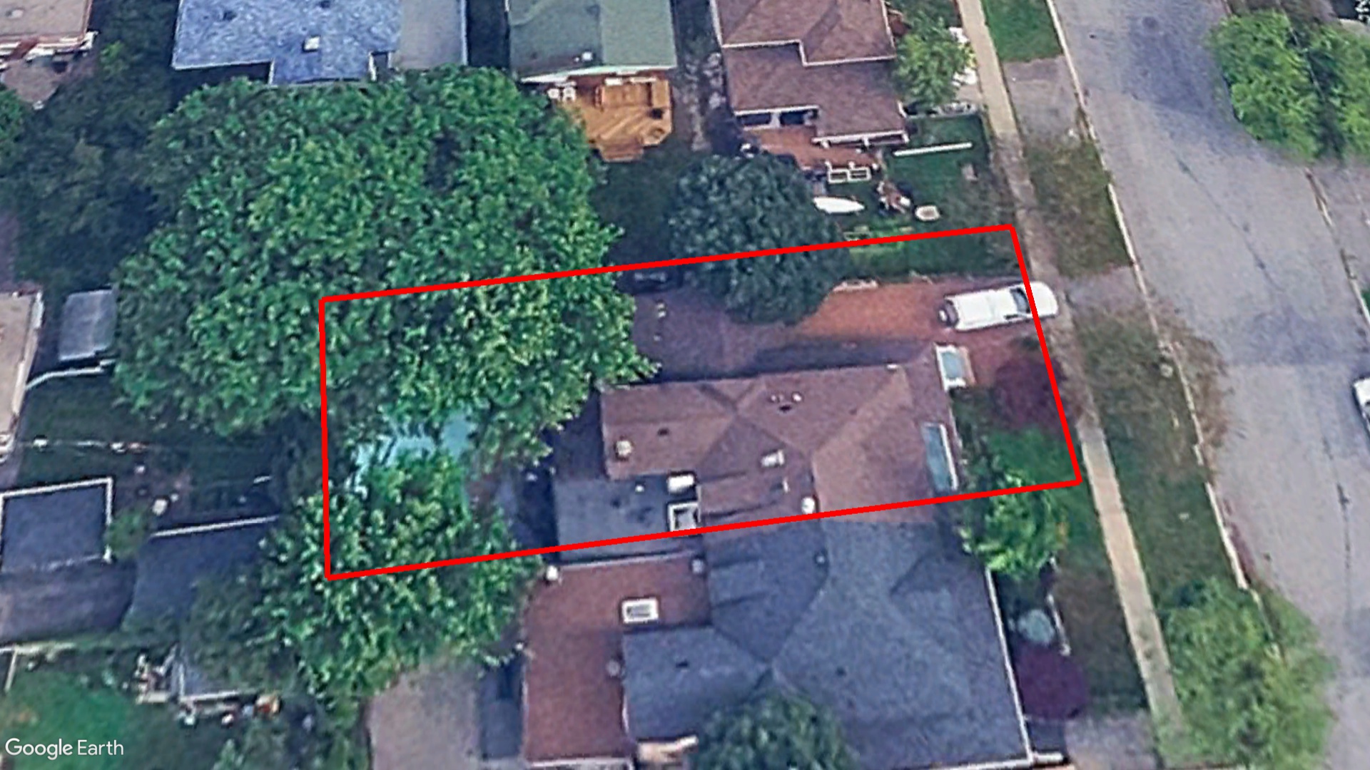 Tax Sale Montreal, Quebec - 050535-16