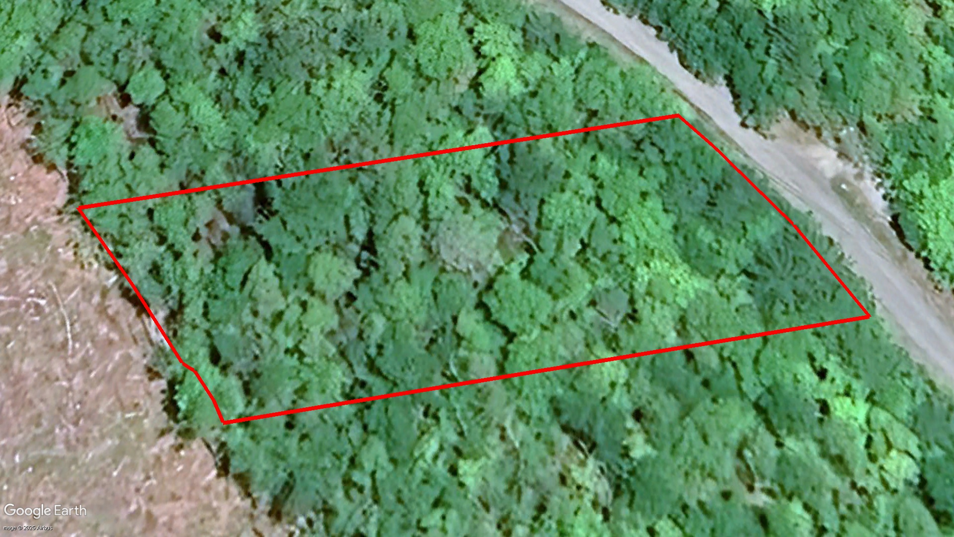 Tax Sale Queens, Nova Scotia - 02793628