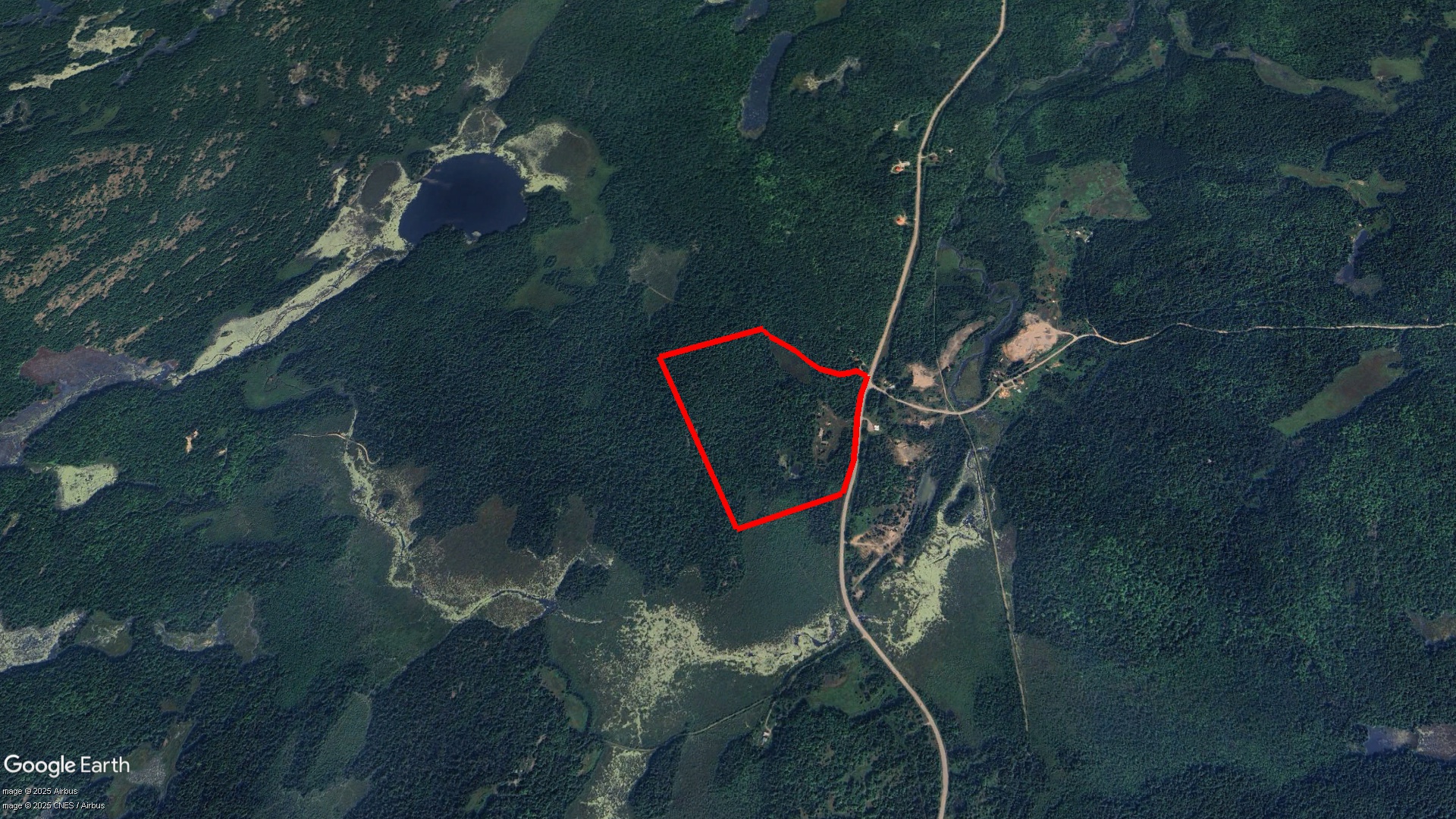 Tax Sale North Frontenac, Ontario - 10 42 090 010 07402 0000