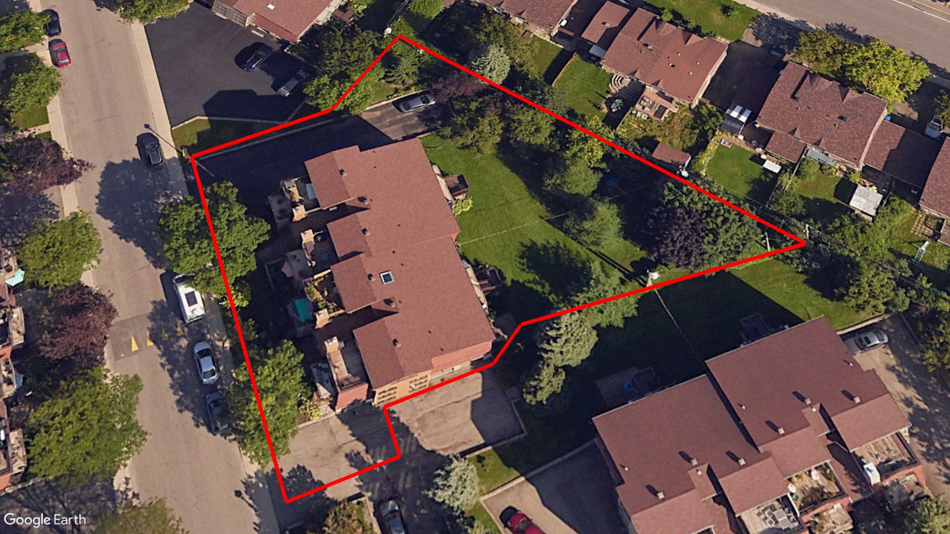 Tax Sale Montreal, Quebec - 052122-16 