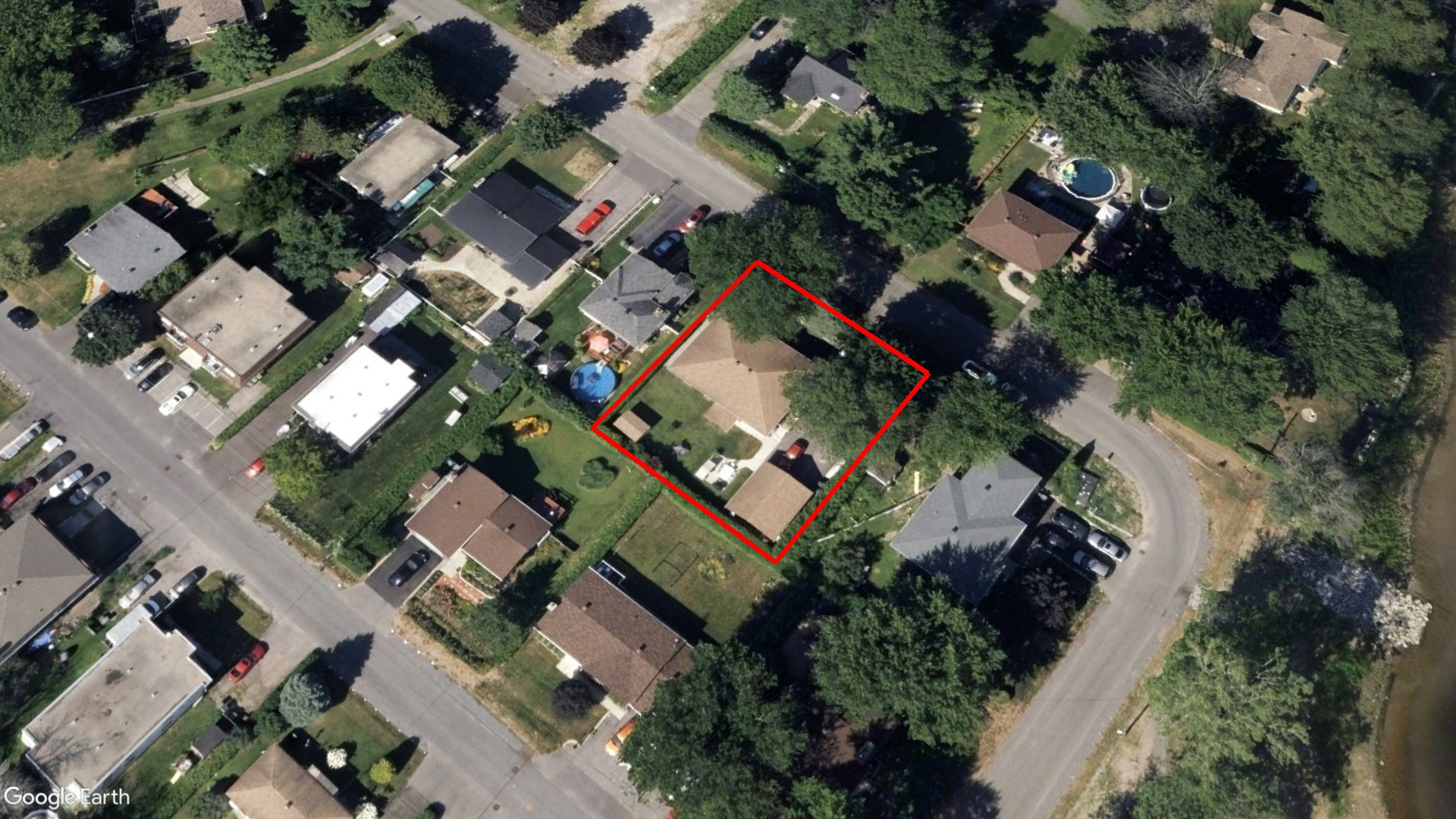 Tax Sale Montreal, Quebec - 041494-75