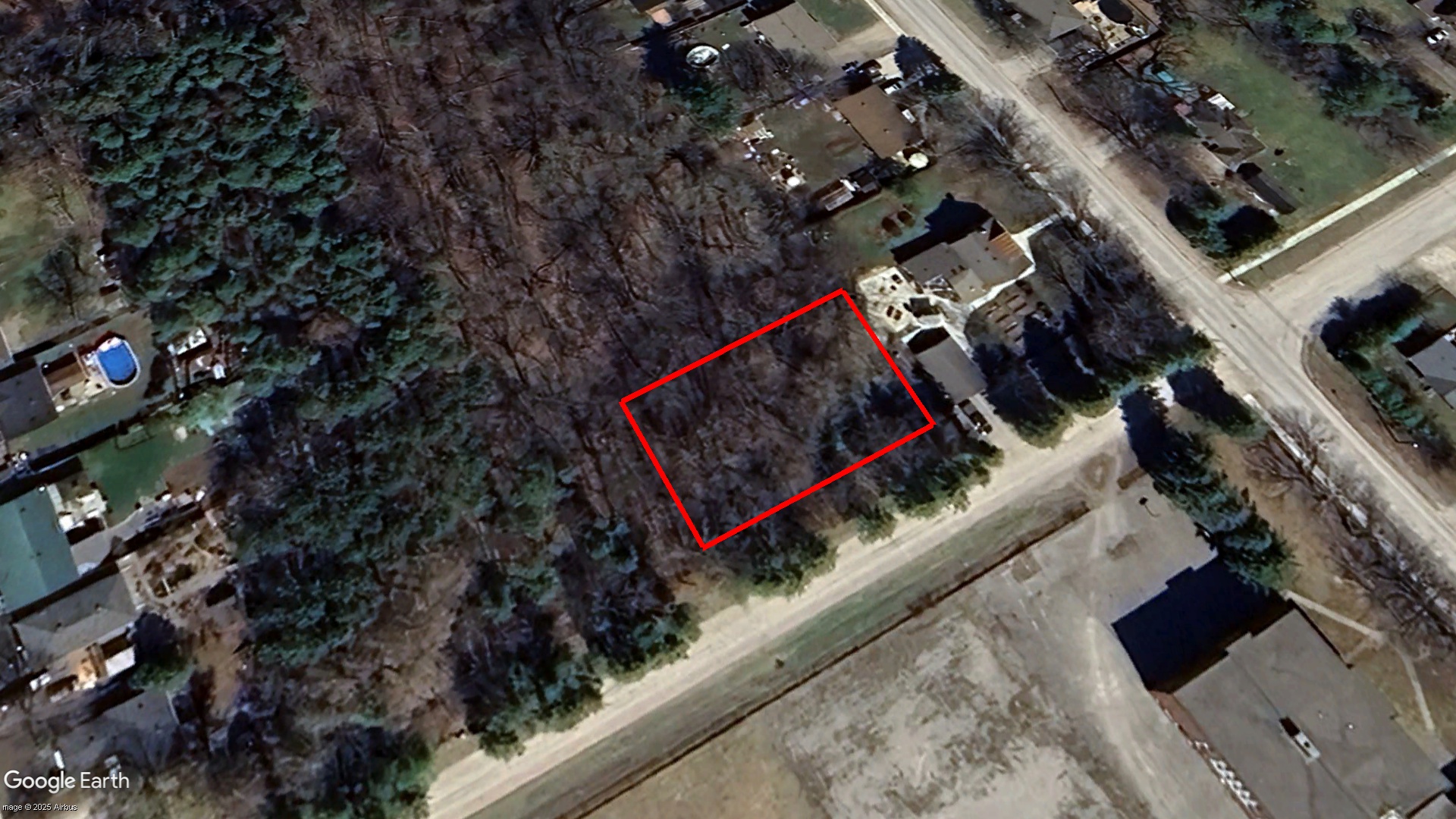 Tax Sale Tay, Ontario - 43 53 050 001 44300 0000